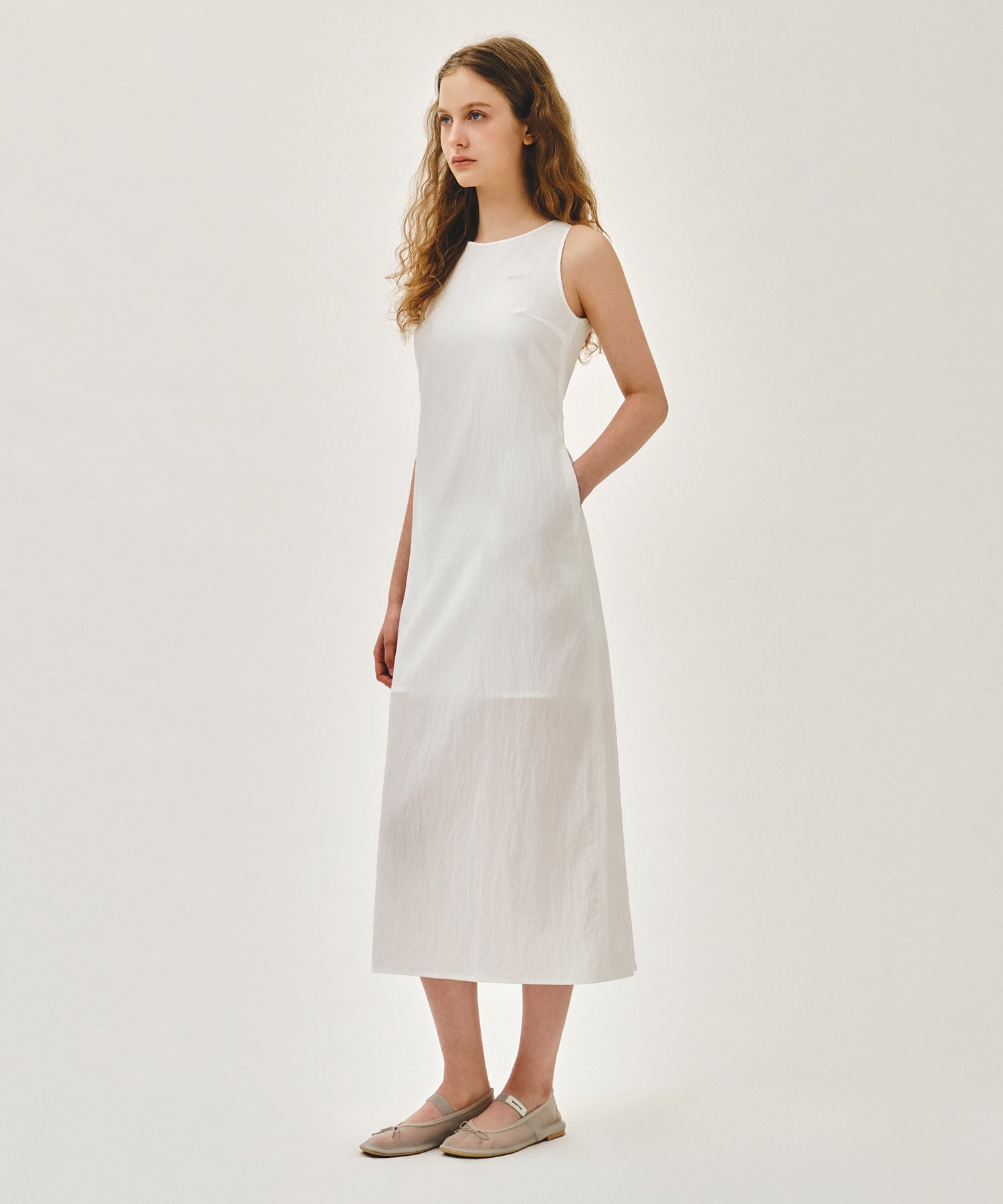 W SOFT SLEEVELESS LONG DRESS