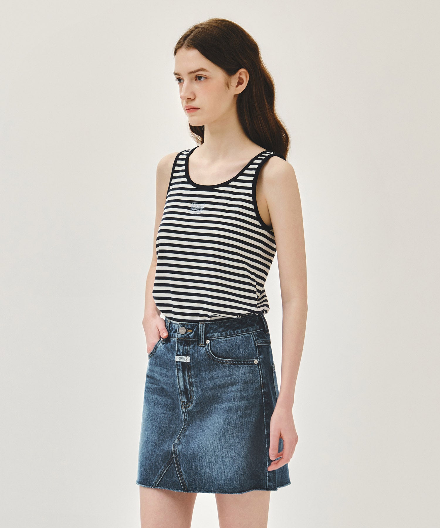 W SMALL CLAASIC LOGO SLEEVELESS