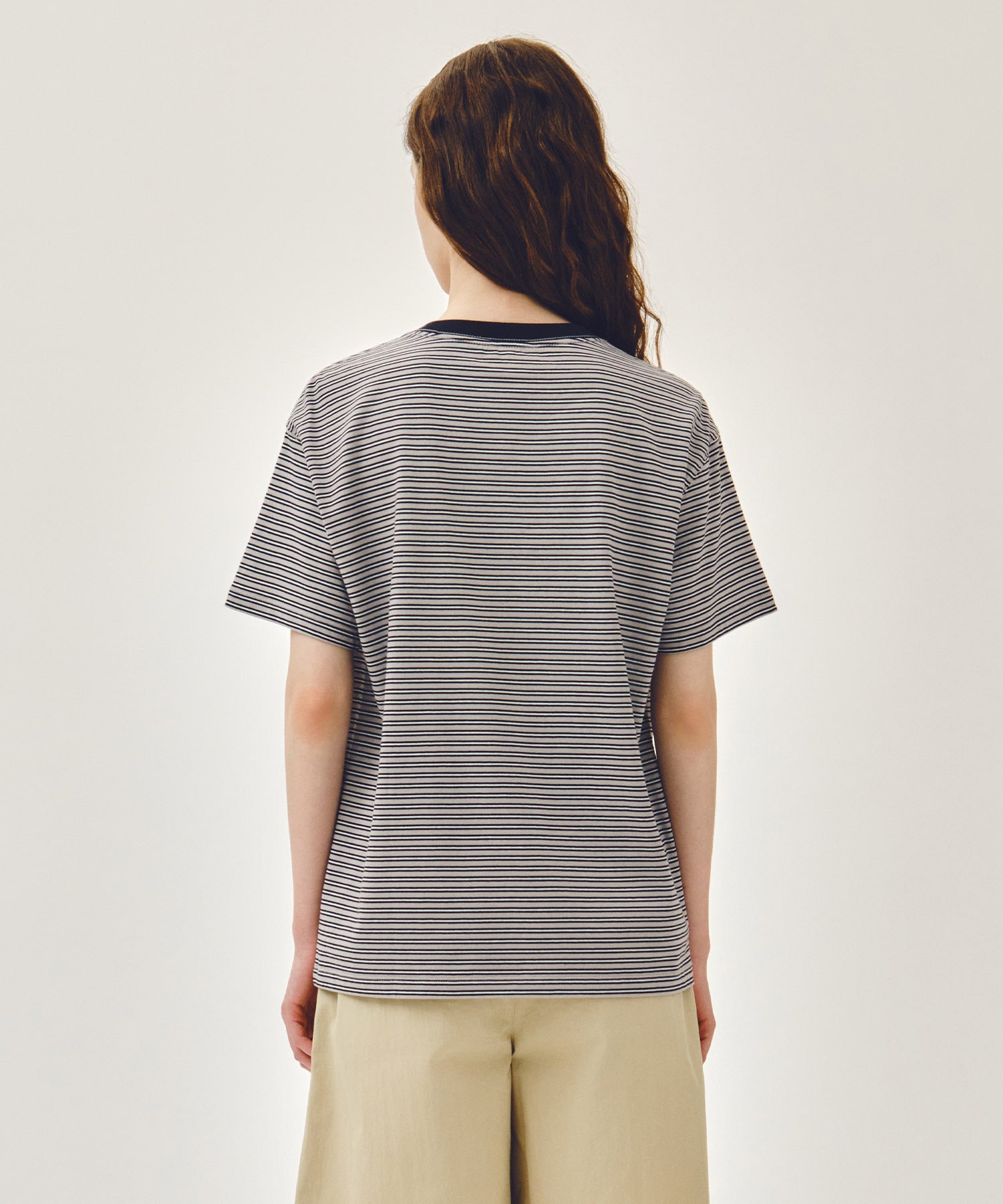 SMALL CLASSIC LOGO STRIPE RINGER TEE