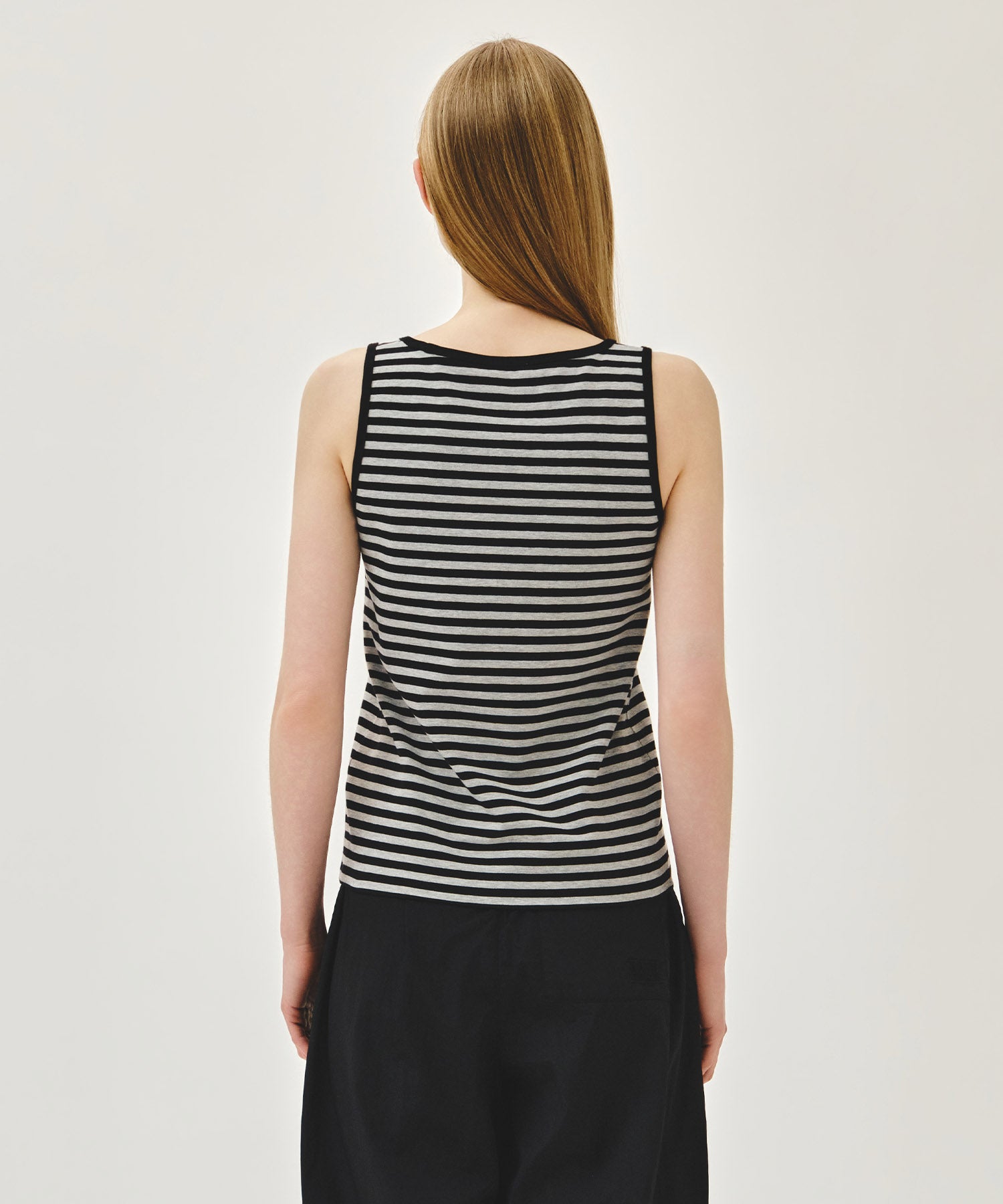 W SMALL CLAASIC LOGO SLEEVELESS