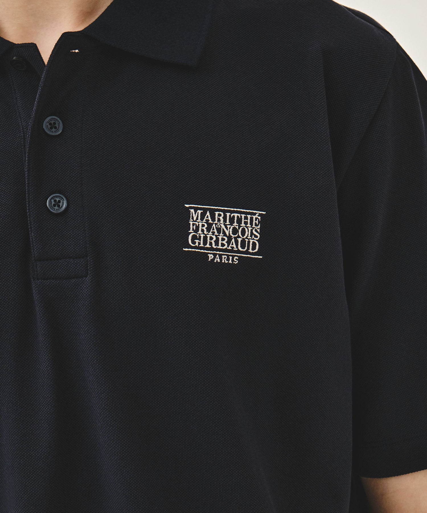 SMALL CLASSIC LOGO PK COLLAR TEE
