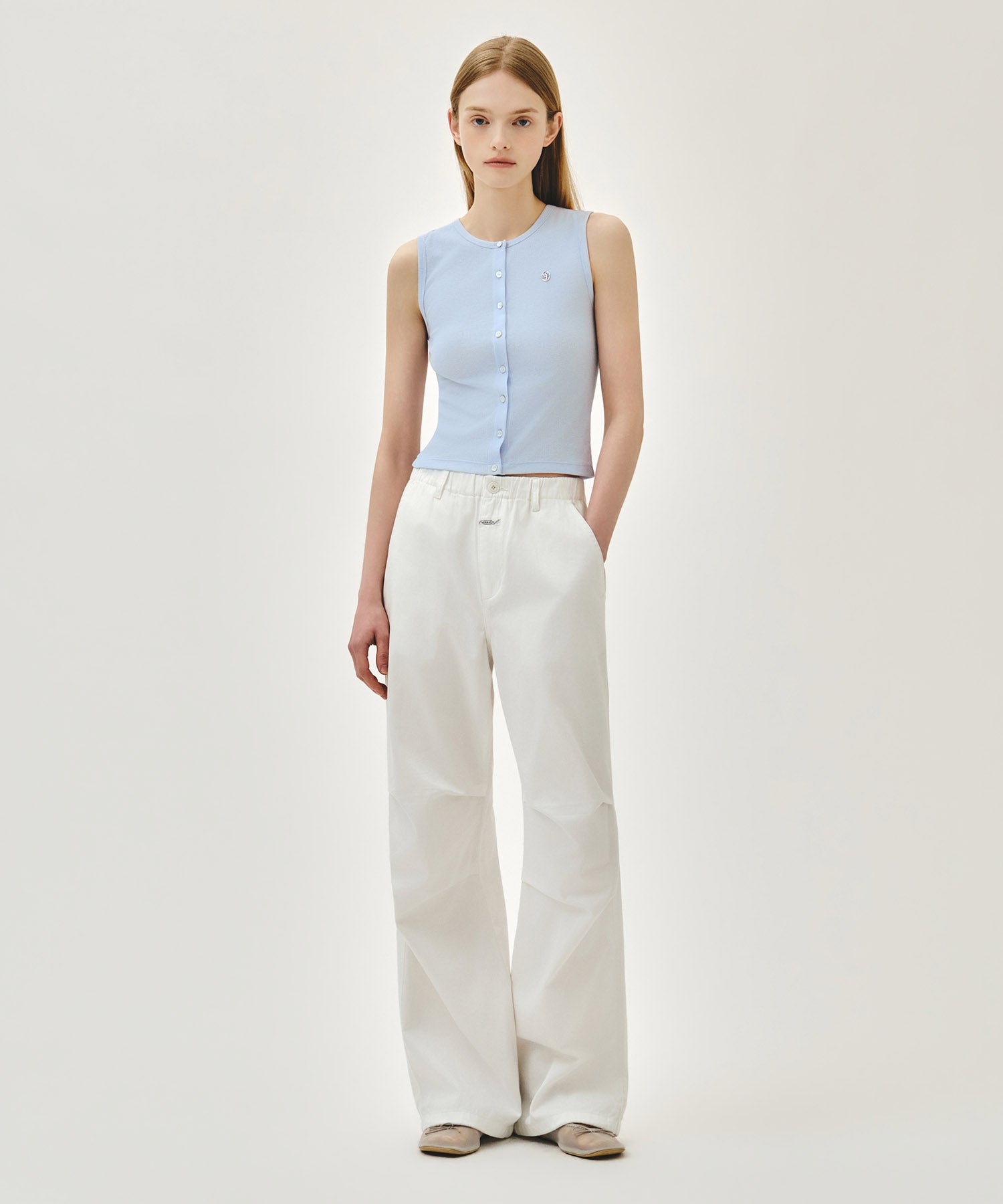W BUTTON UP SLEEVELESS