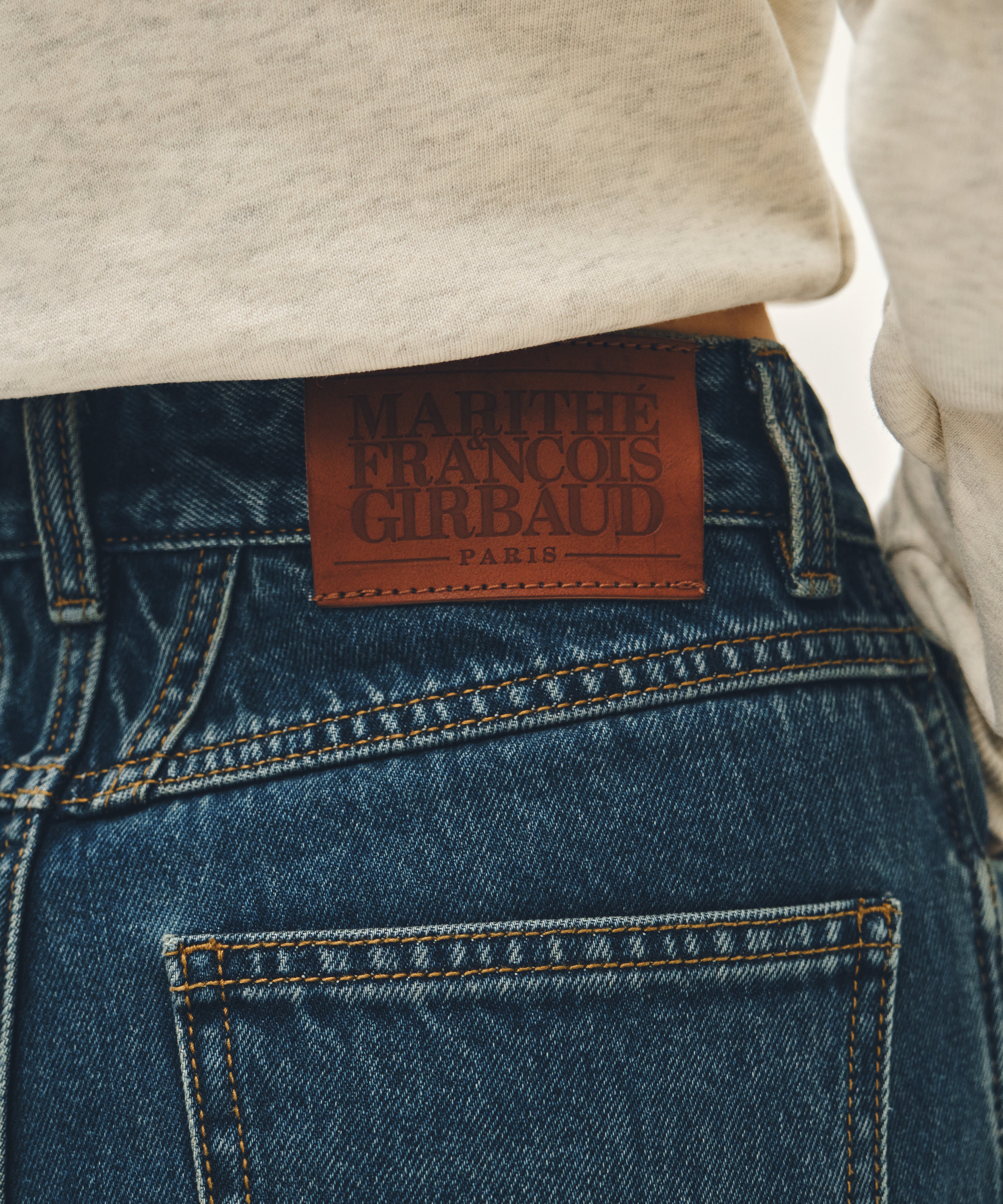 W HIGH STRAIGHT DENIM PANTS