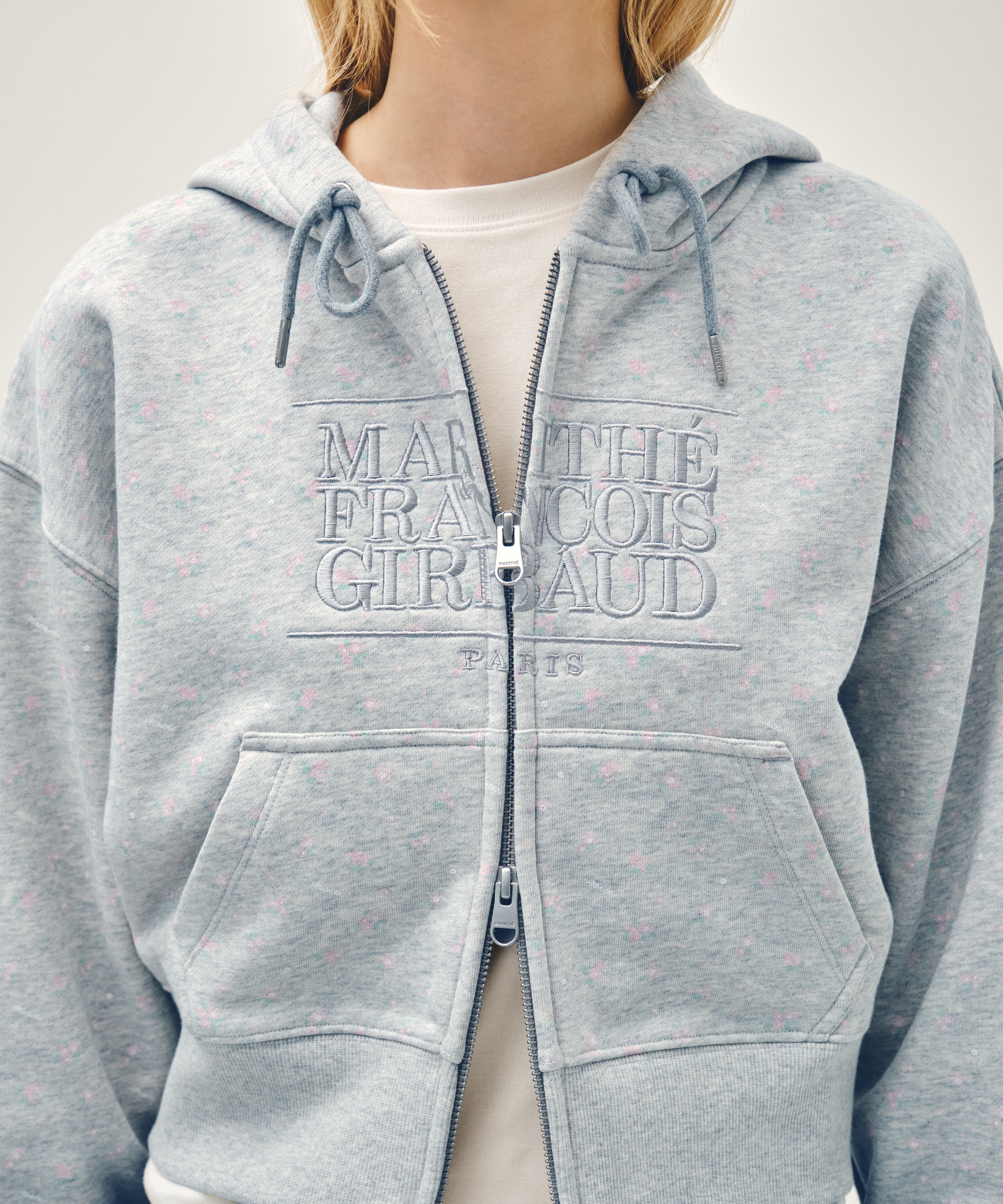 W CLASSIC LOGO CROP HOODIE ZIPUP