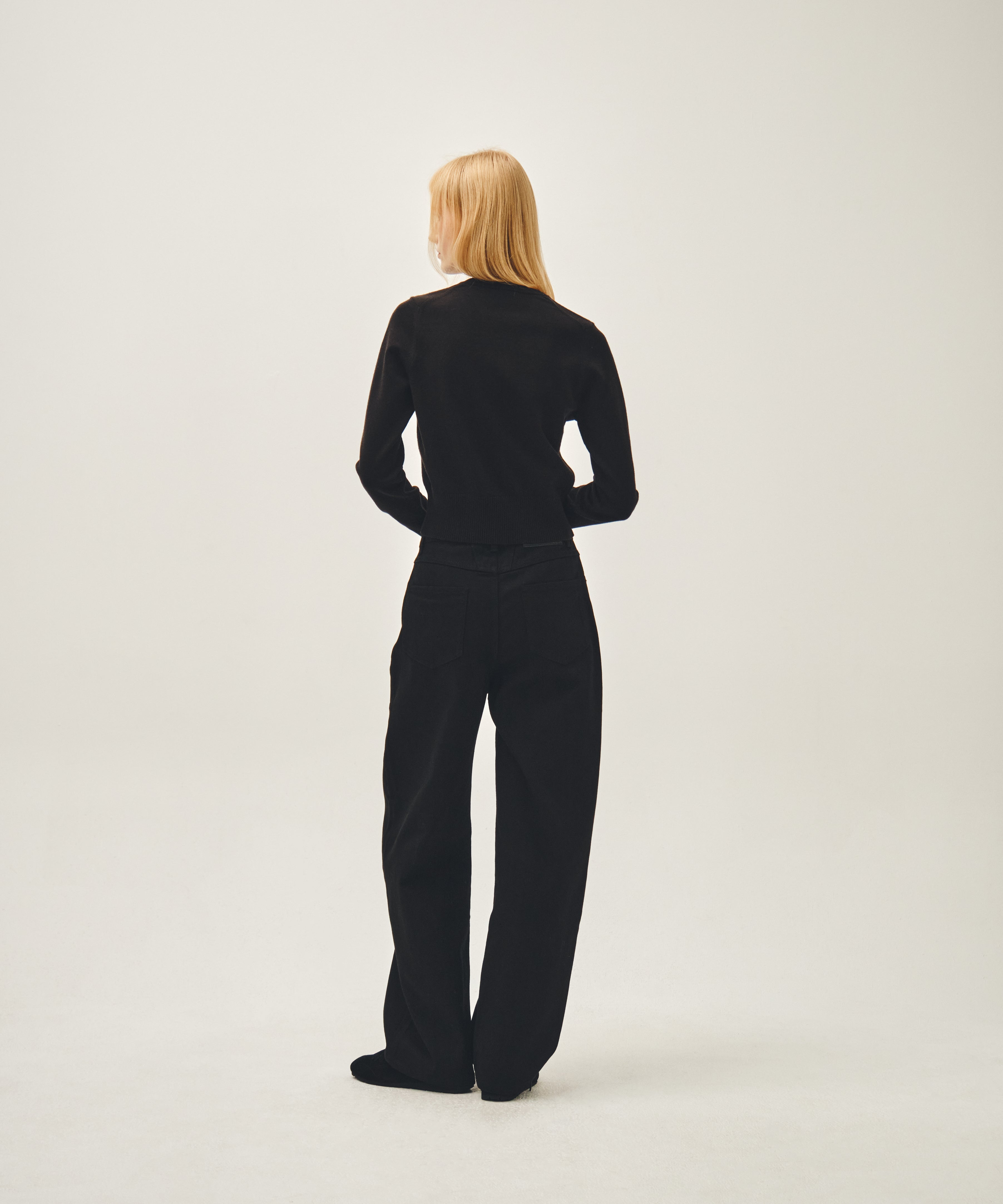 W CURVED DENIM PANTS