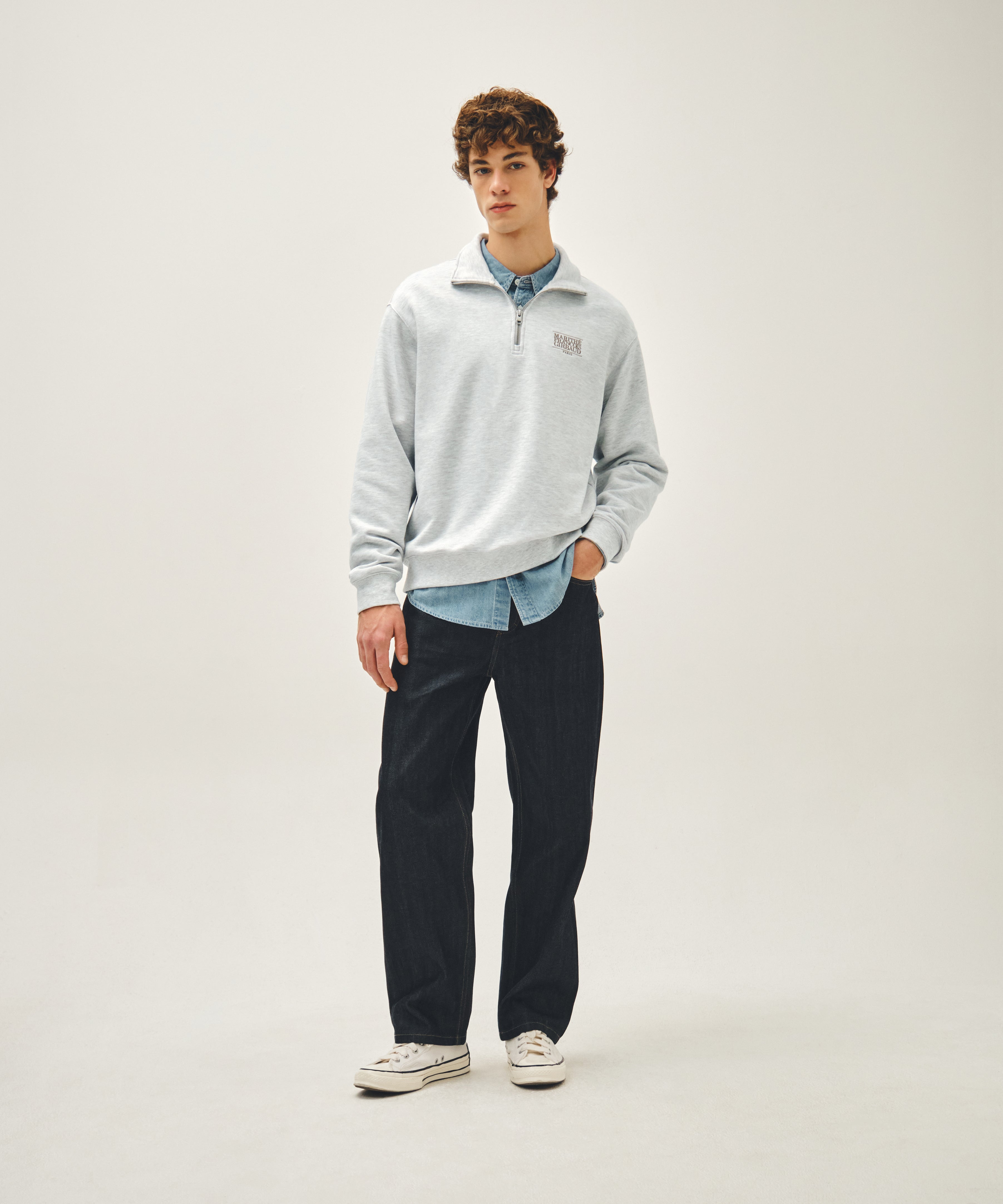 SMALL CLASSIC LOGO HALF ZIPUP SWEATSHIRT