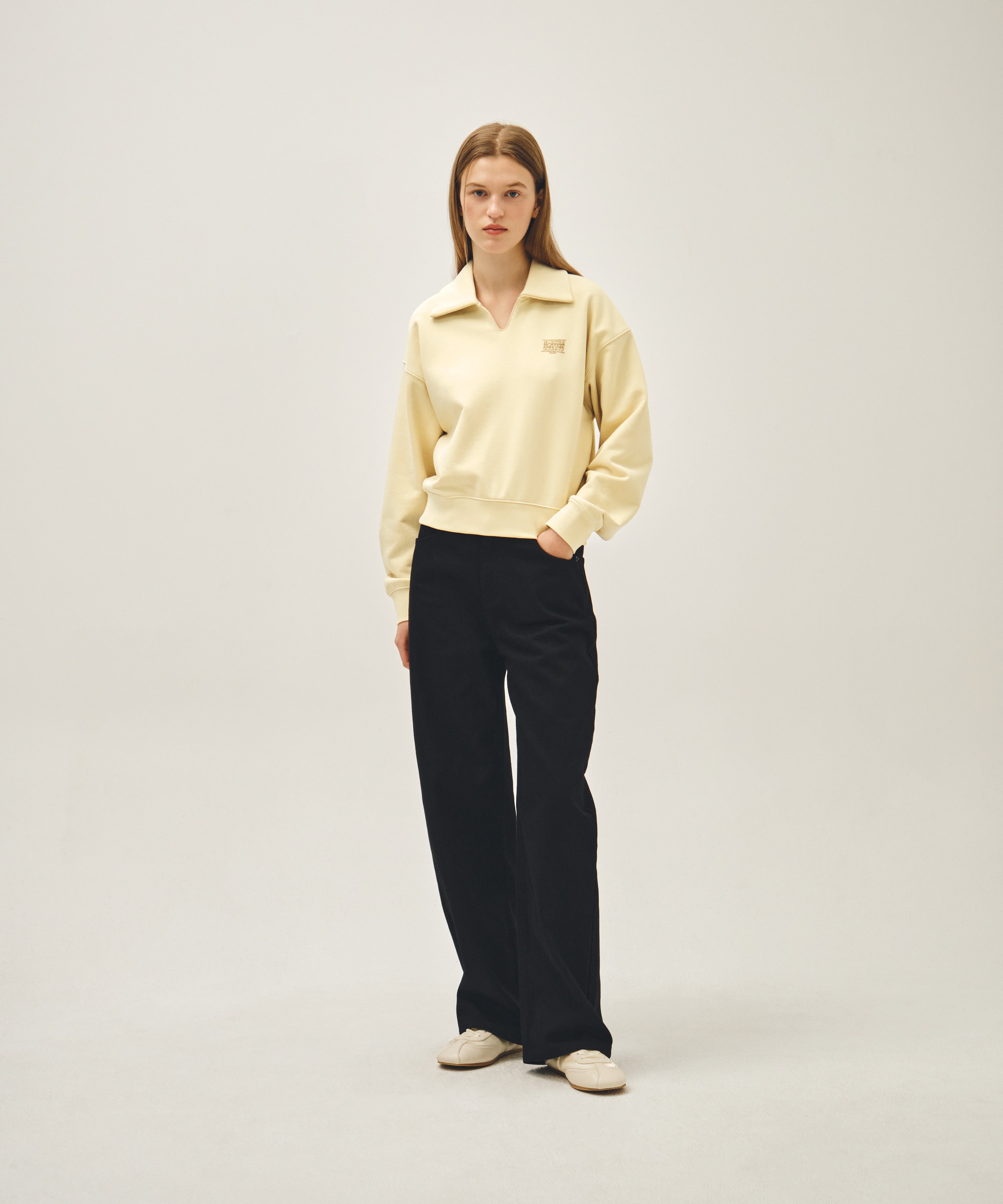 W DOODLE CLASSIC LOGO COLLAR SWEATSHIRT