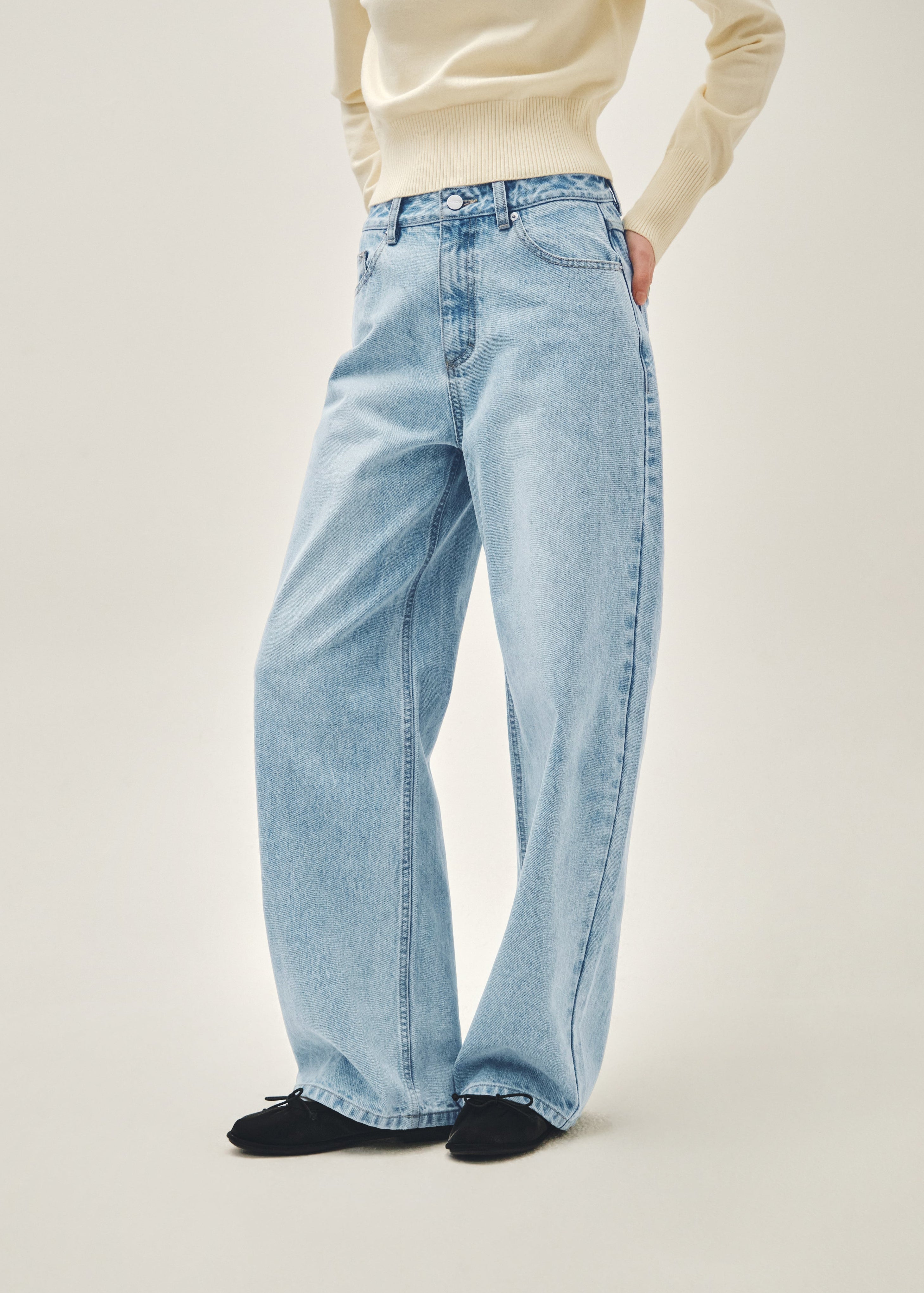 W CURVED DENIM PANTS