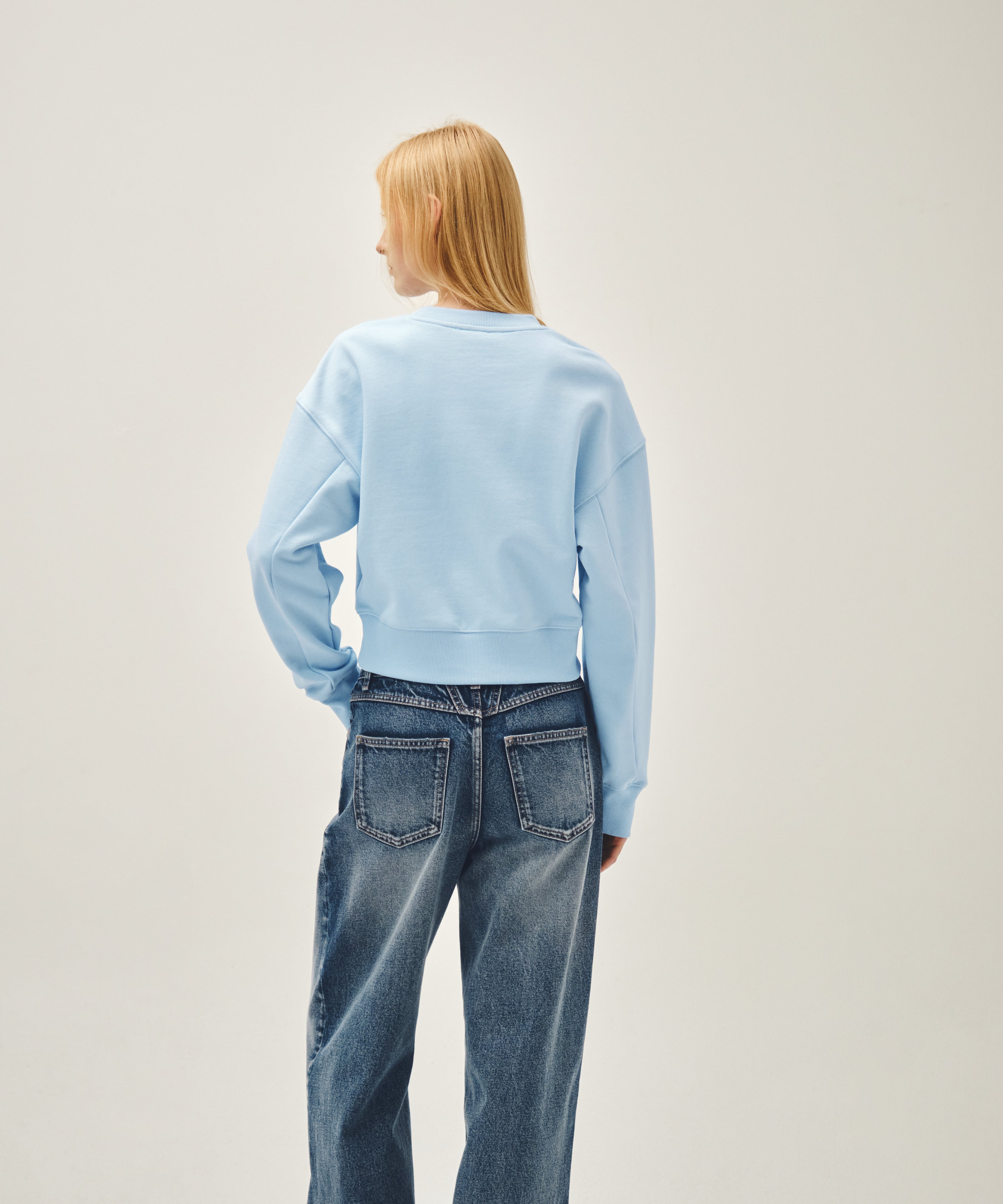 W FLOWER CLASSIC LOGO CROP SWEATSHIRT