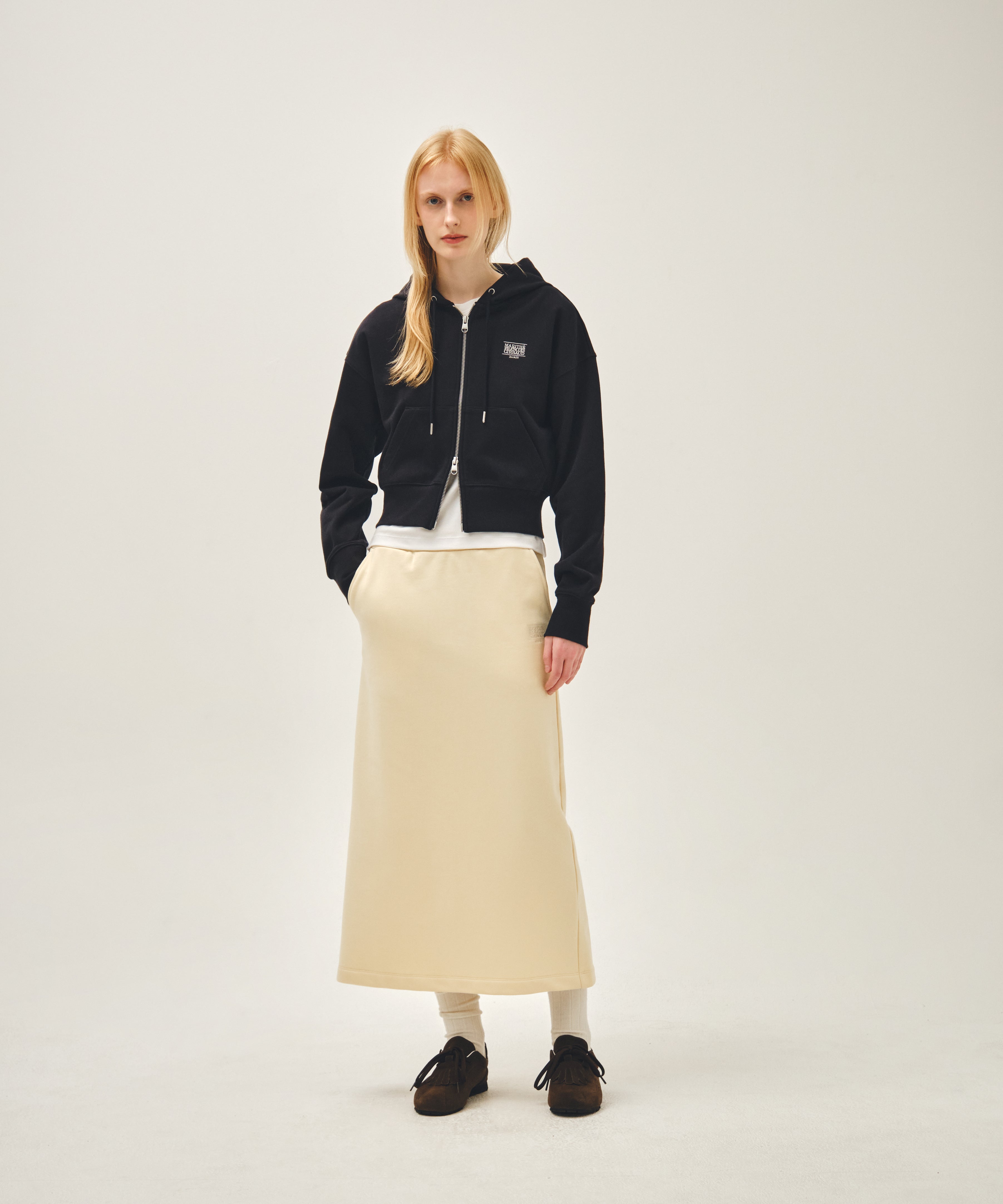 W BACK CLASSIC LOGO CROP HOODIE ZIPUP