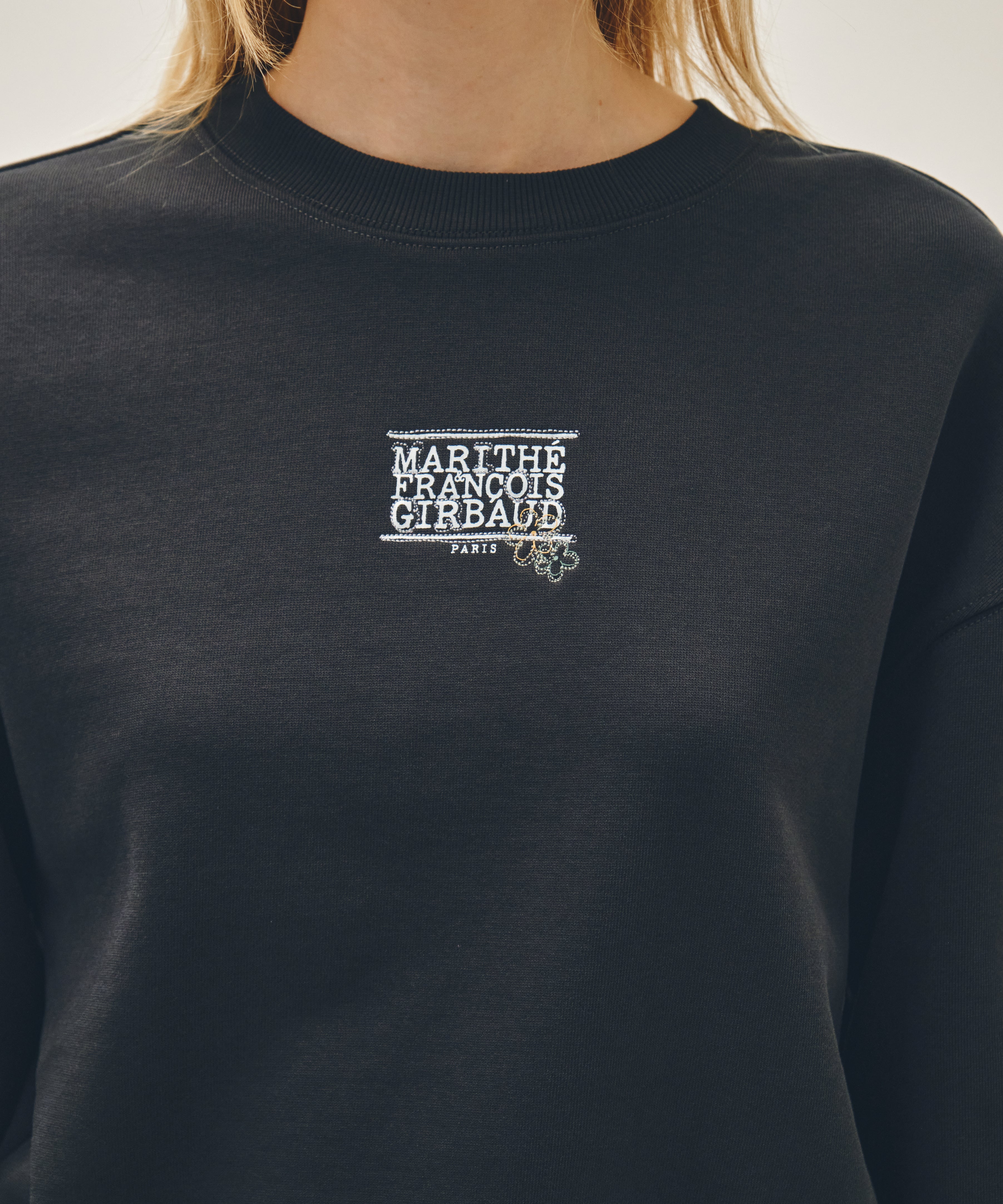 W FLOWER CLASSIC LOGO CROP SWEATSHIRT