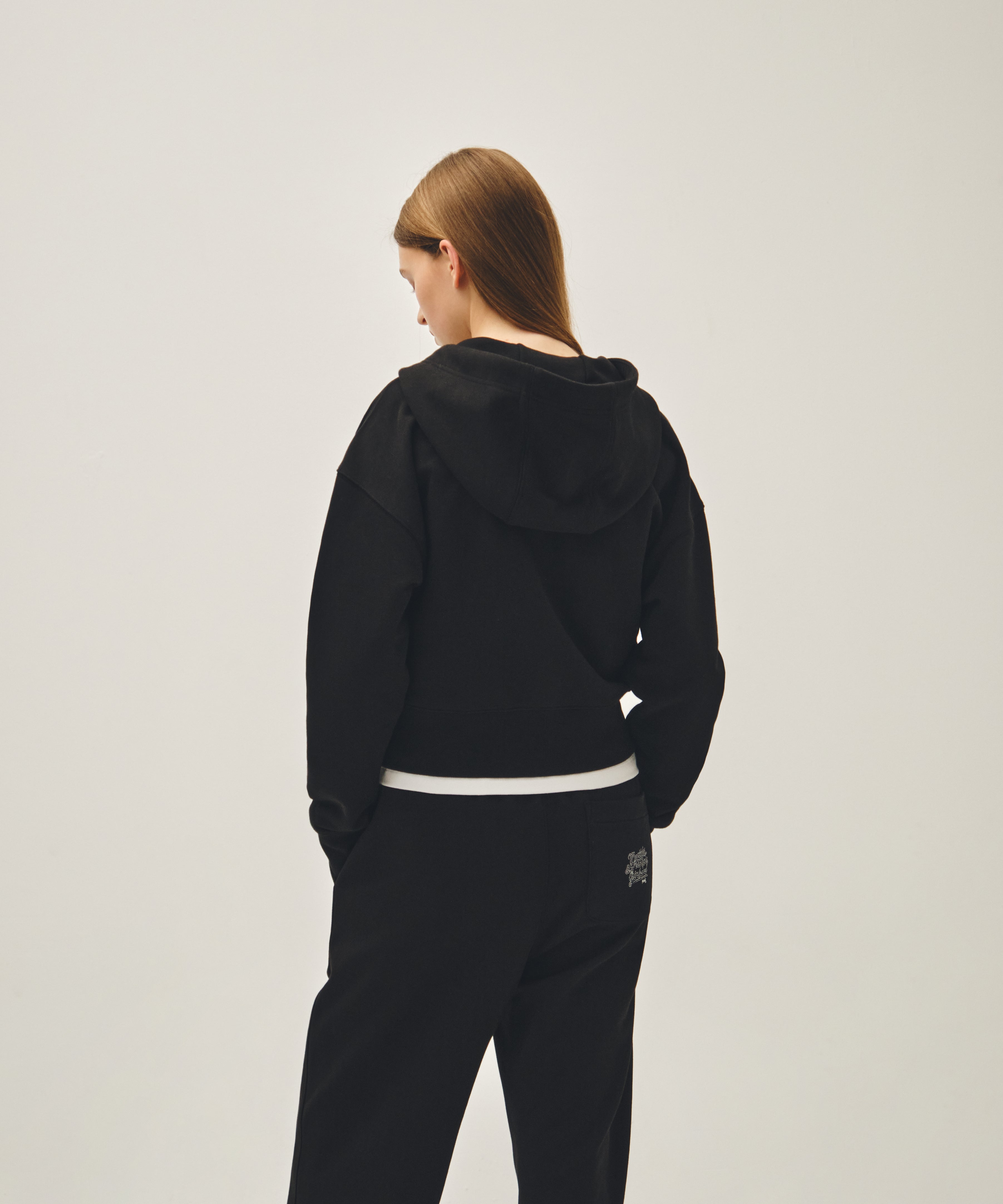 W CLASSIC LOGO CROP HOODIE ZIPUP