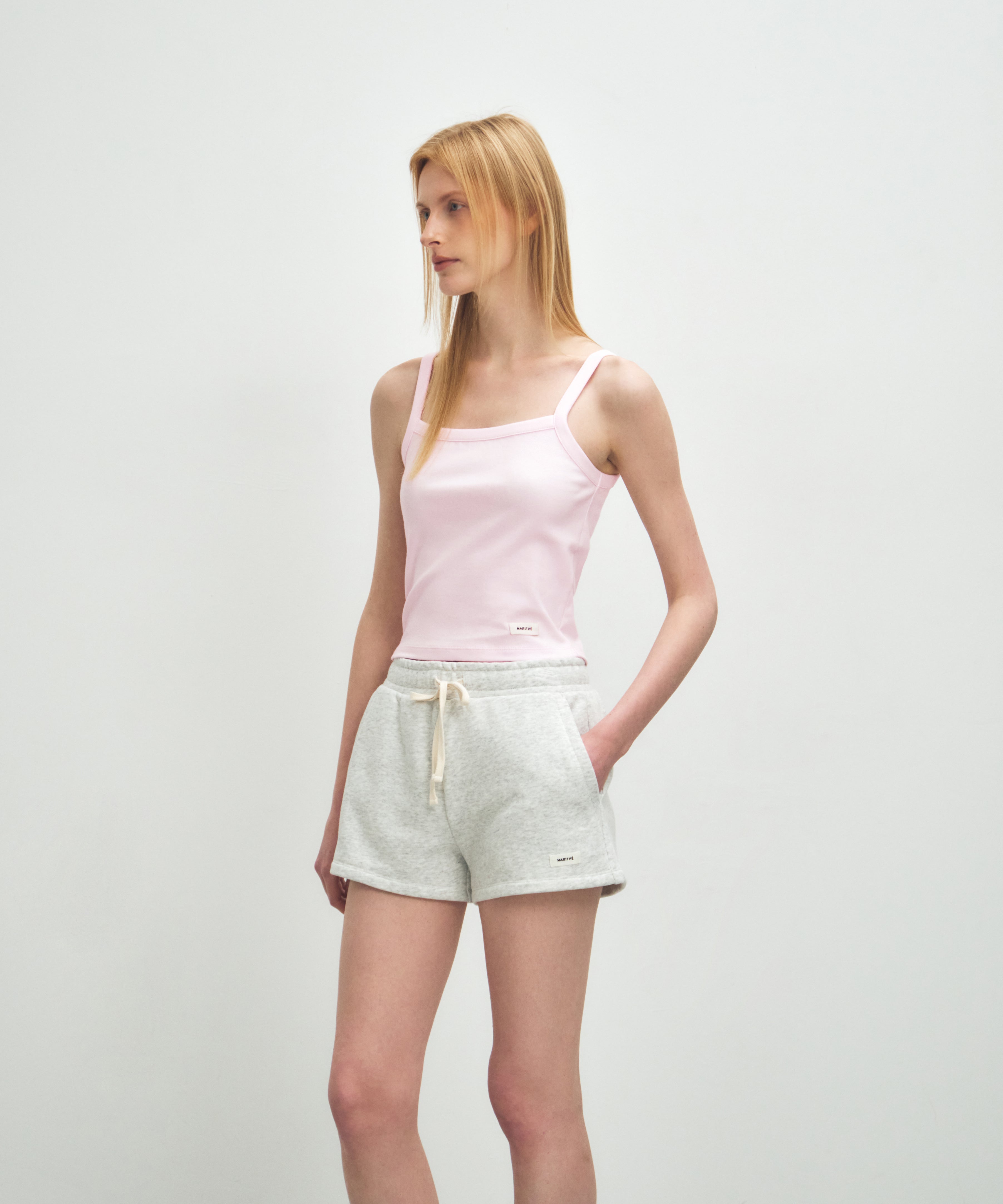 W BASIC STRING CROP SLEEVELESS