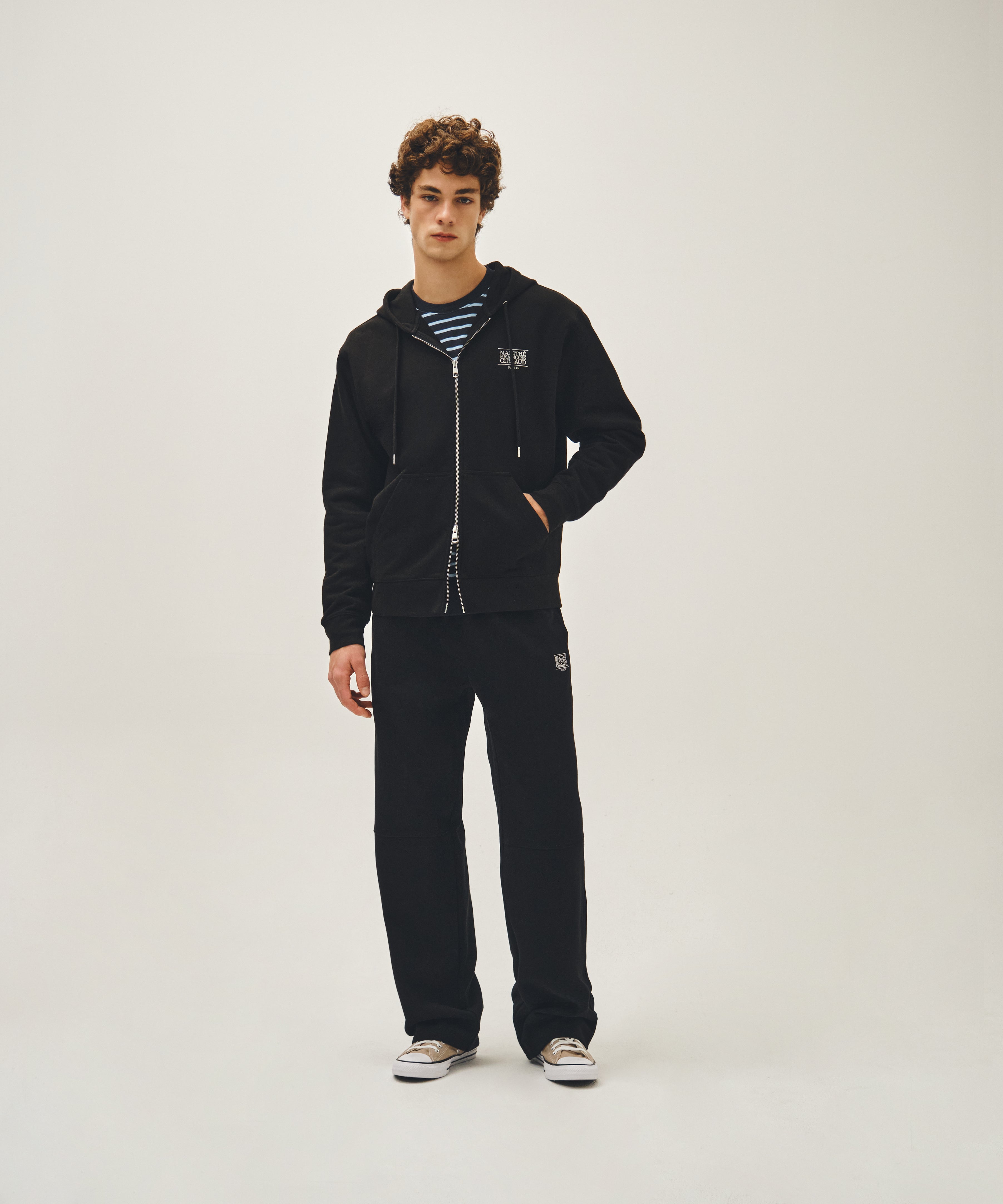 CLASSIC LOGO HOODIE ZIPUP