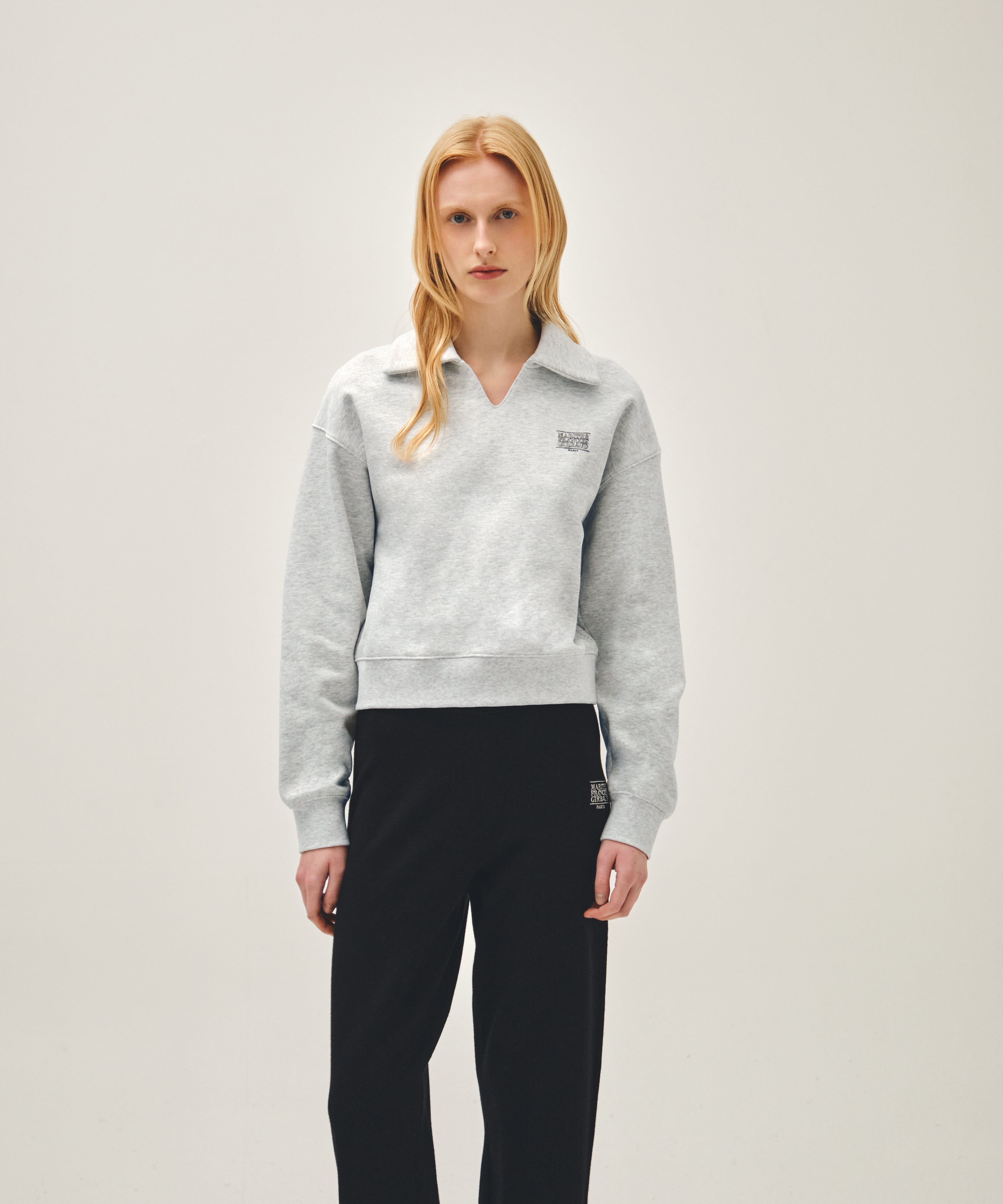 W DOODLE CLASSIC LOGO COLLAR SWEATSHIRT