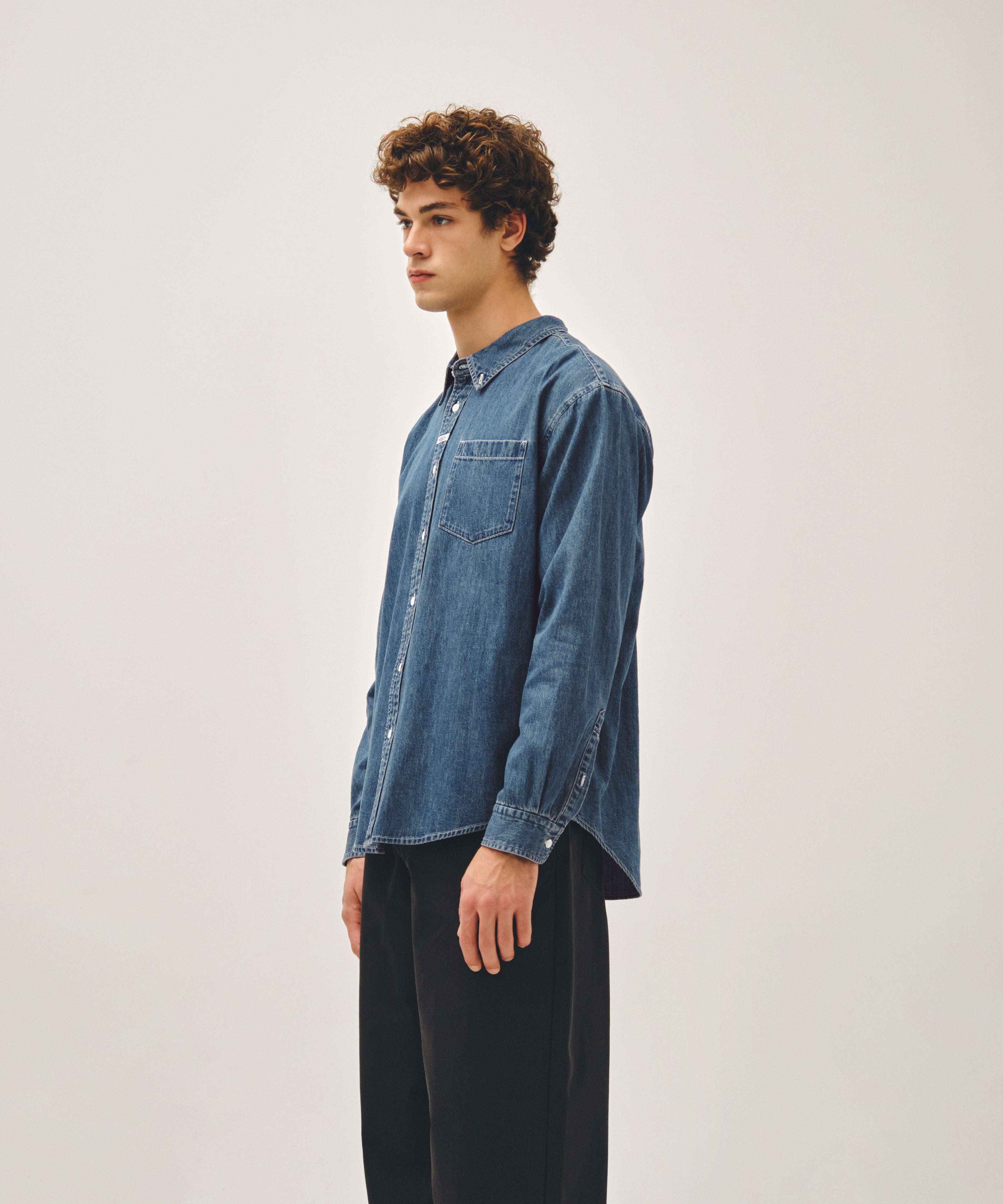 UNI BASIC DENIM SHIRT