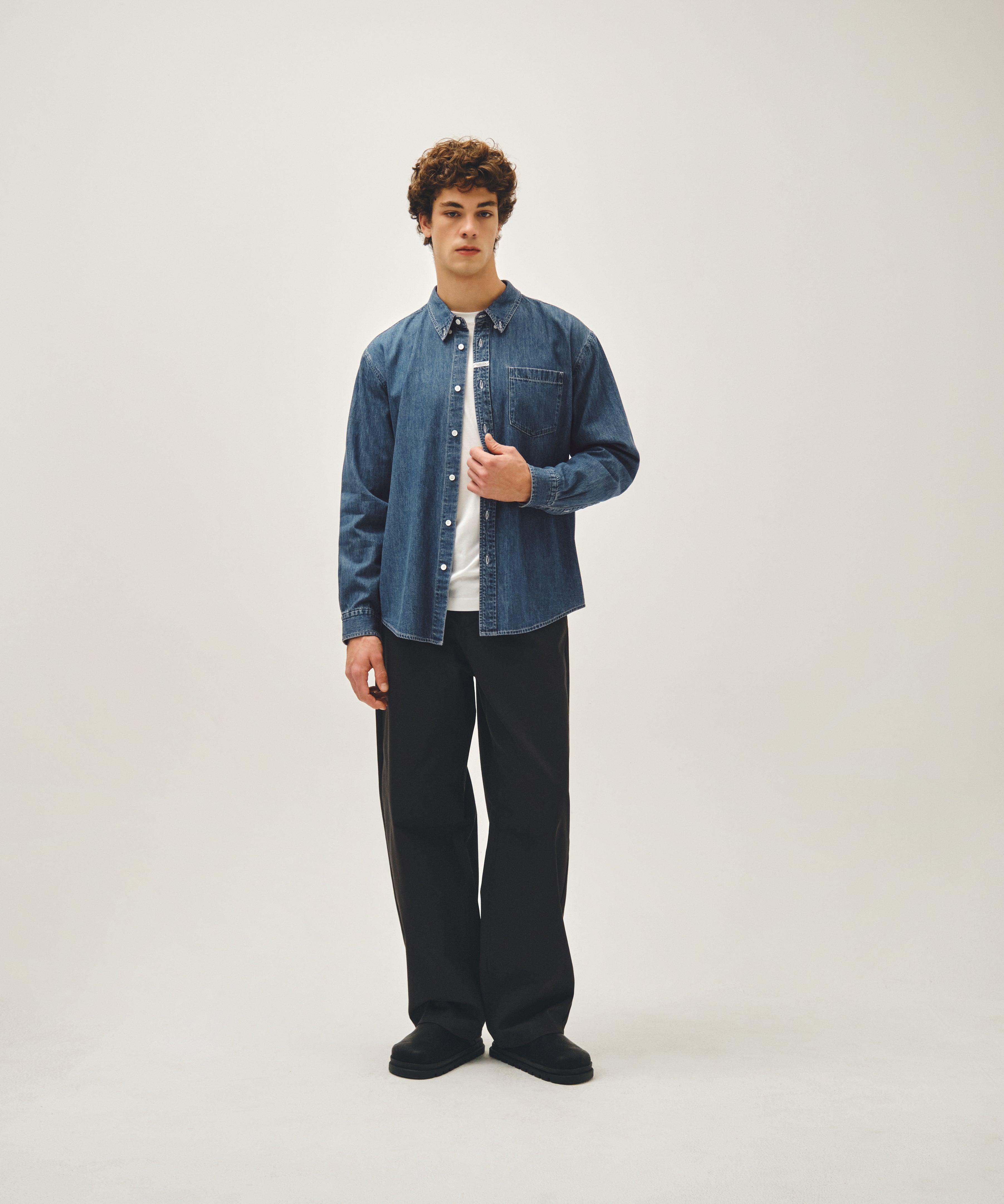 UNI BASIC DENIM SHIRT