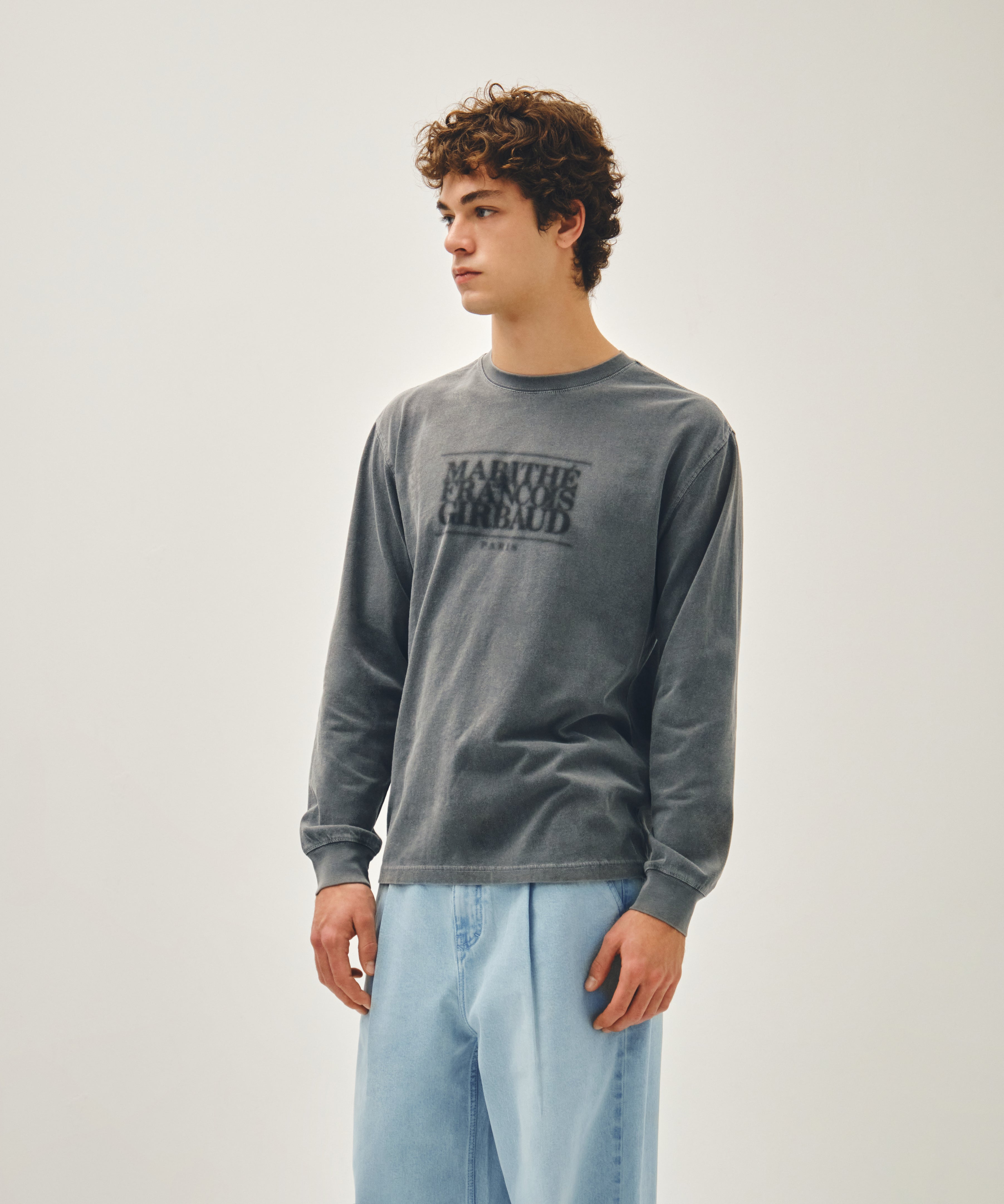 NEW M LOW-WAIST TUCK WIDE DENIM PANTS