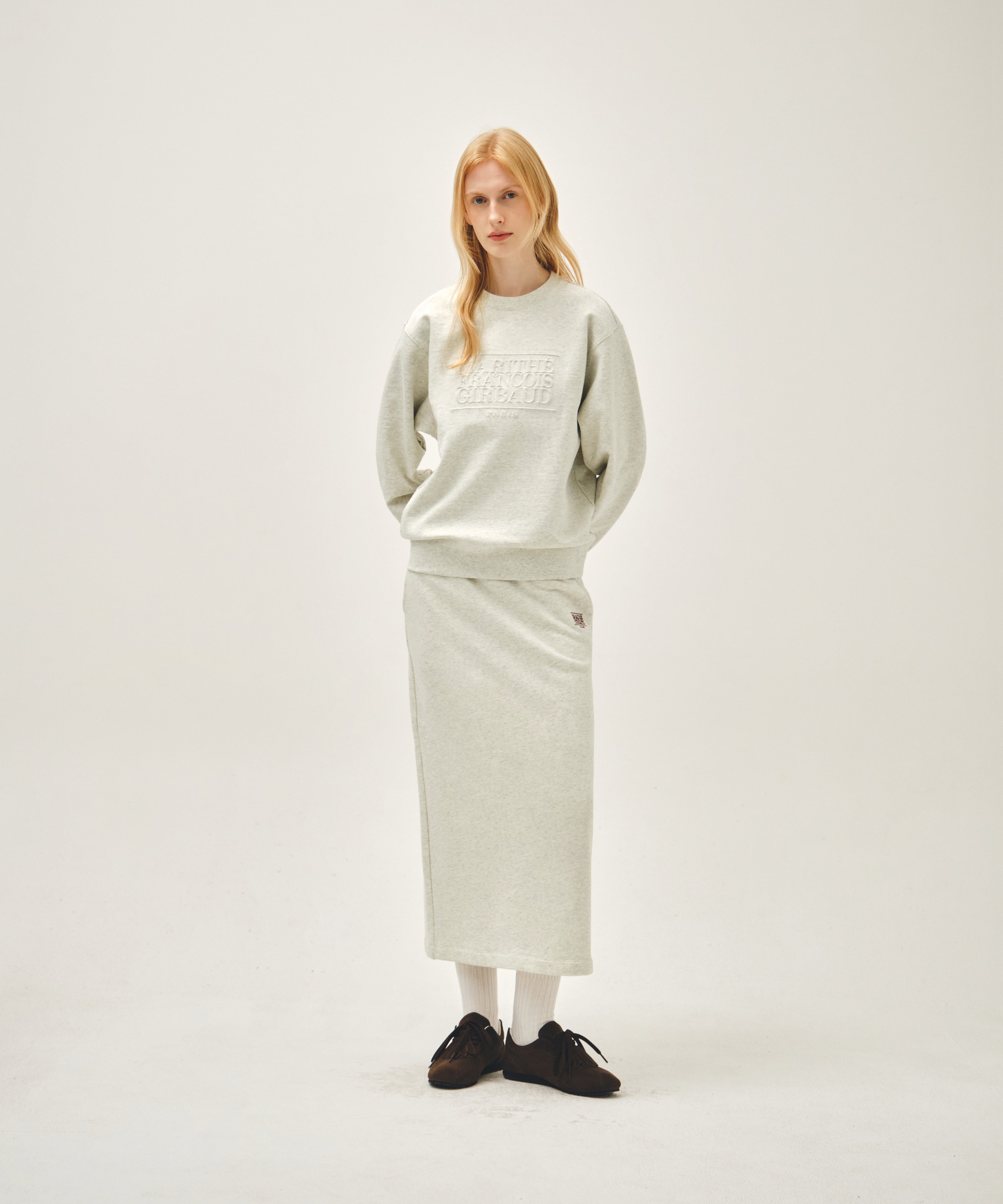 EMBO CLASSIC LOGO SWEATSHIRT