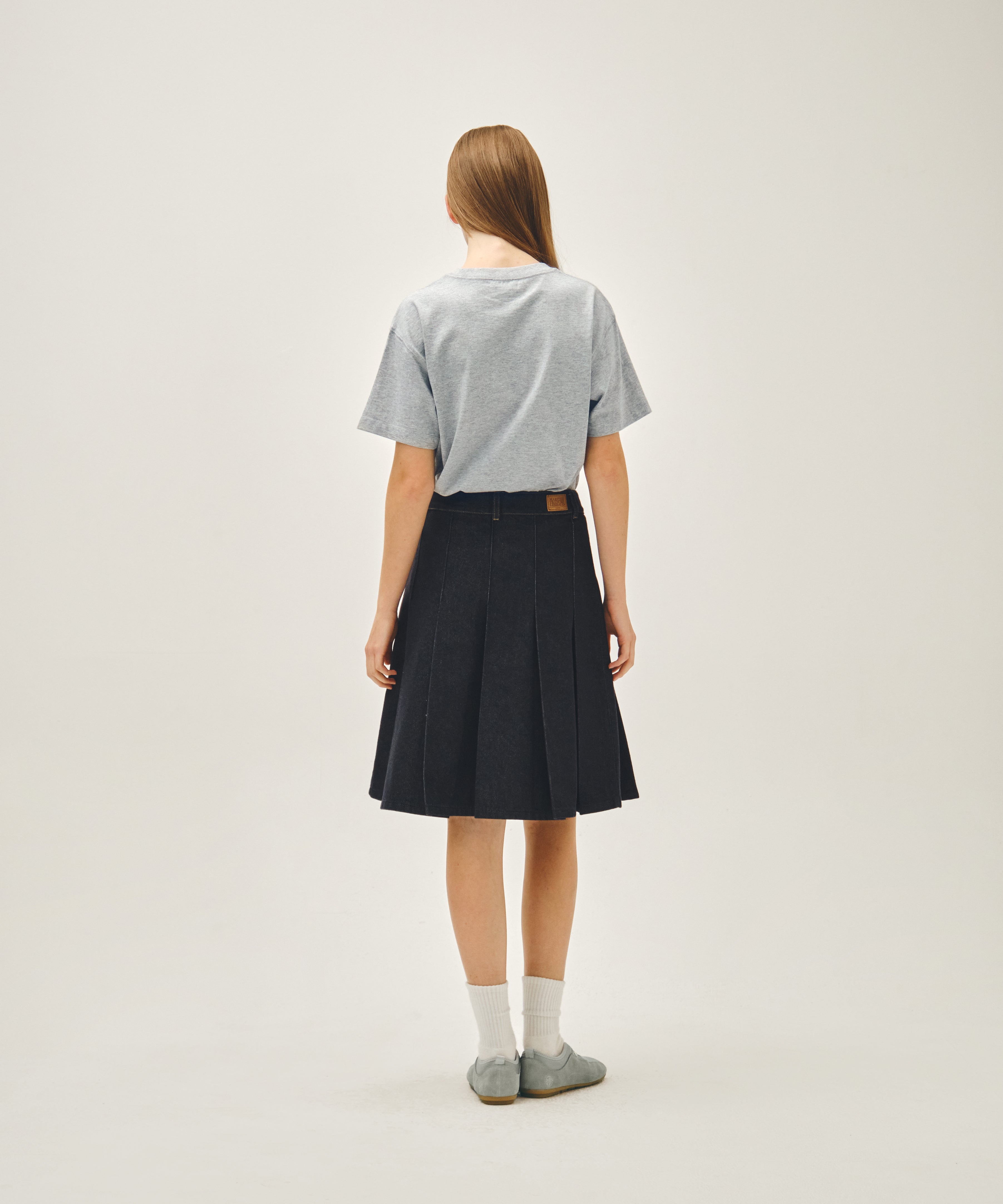 W DENIM PLEATED MIDI SKIRT