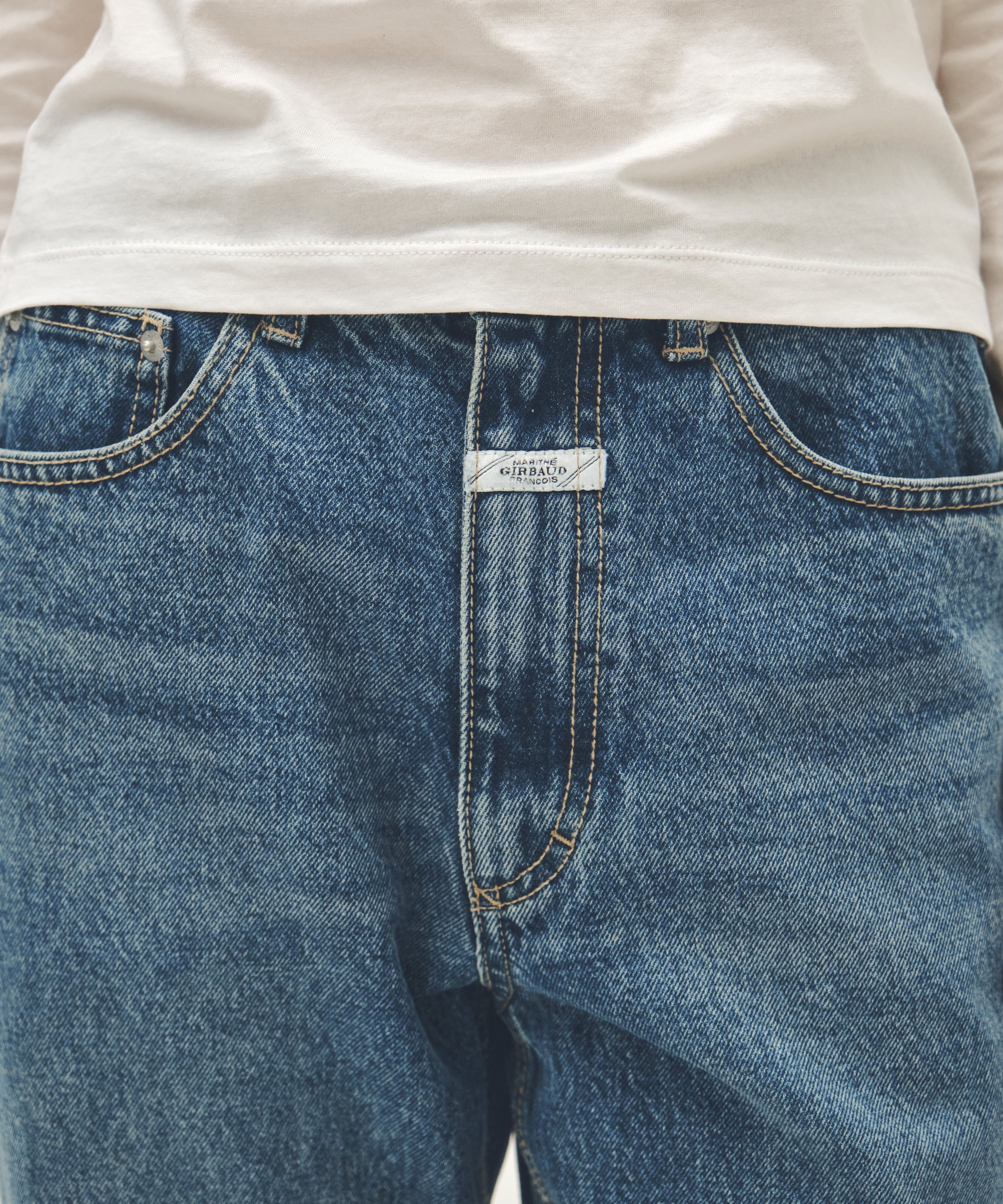 W RELAXED FIT BOOTS-CUT DENIM PANTS