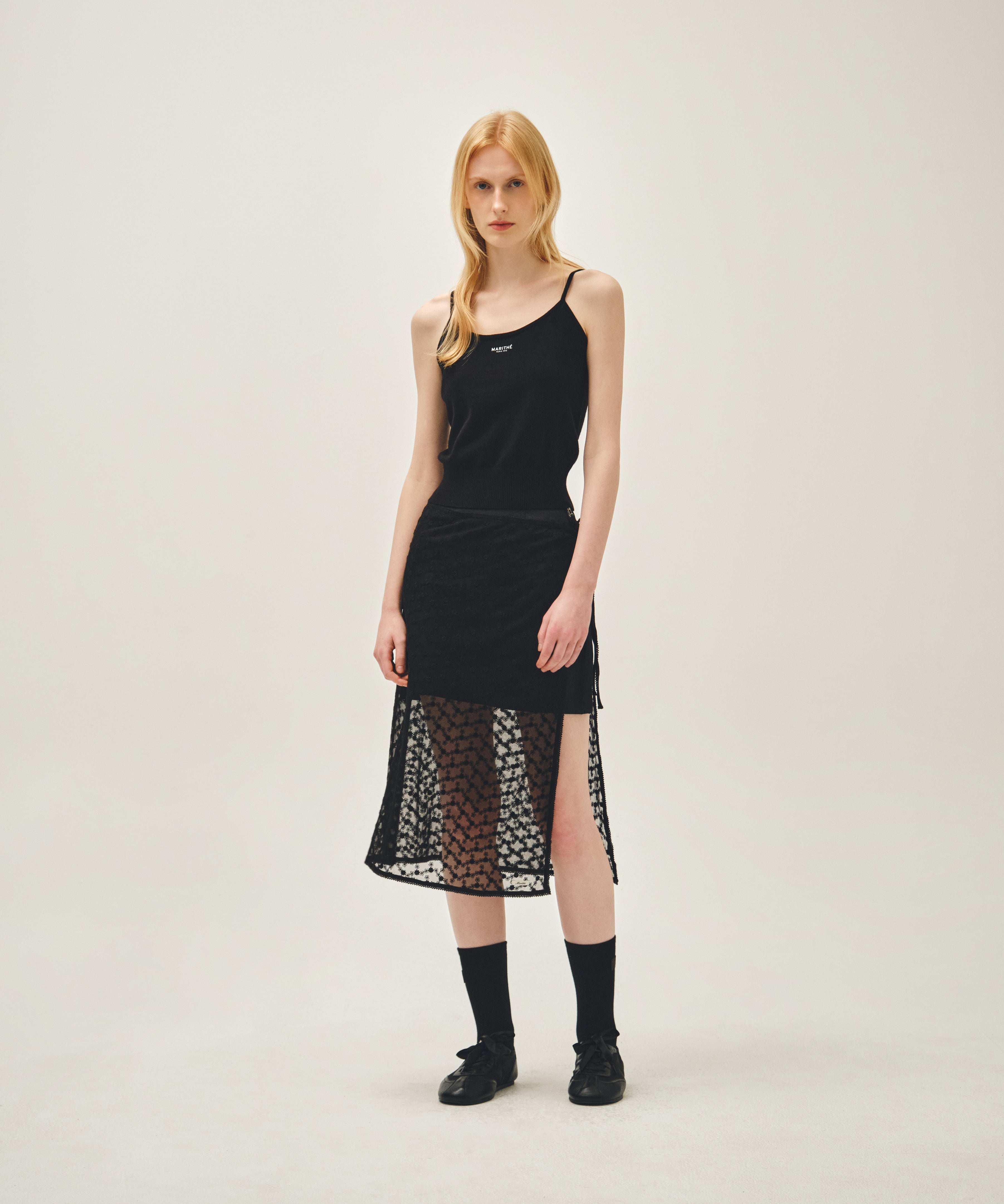 W LACE LAYERED SKIRT