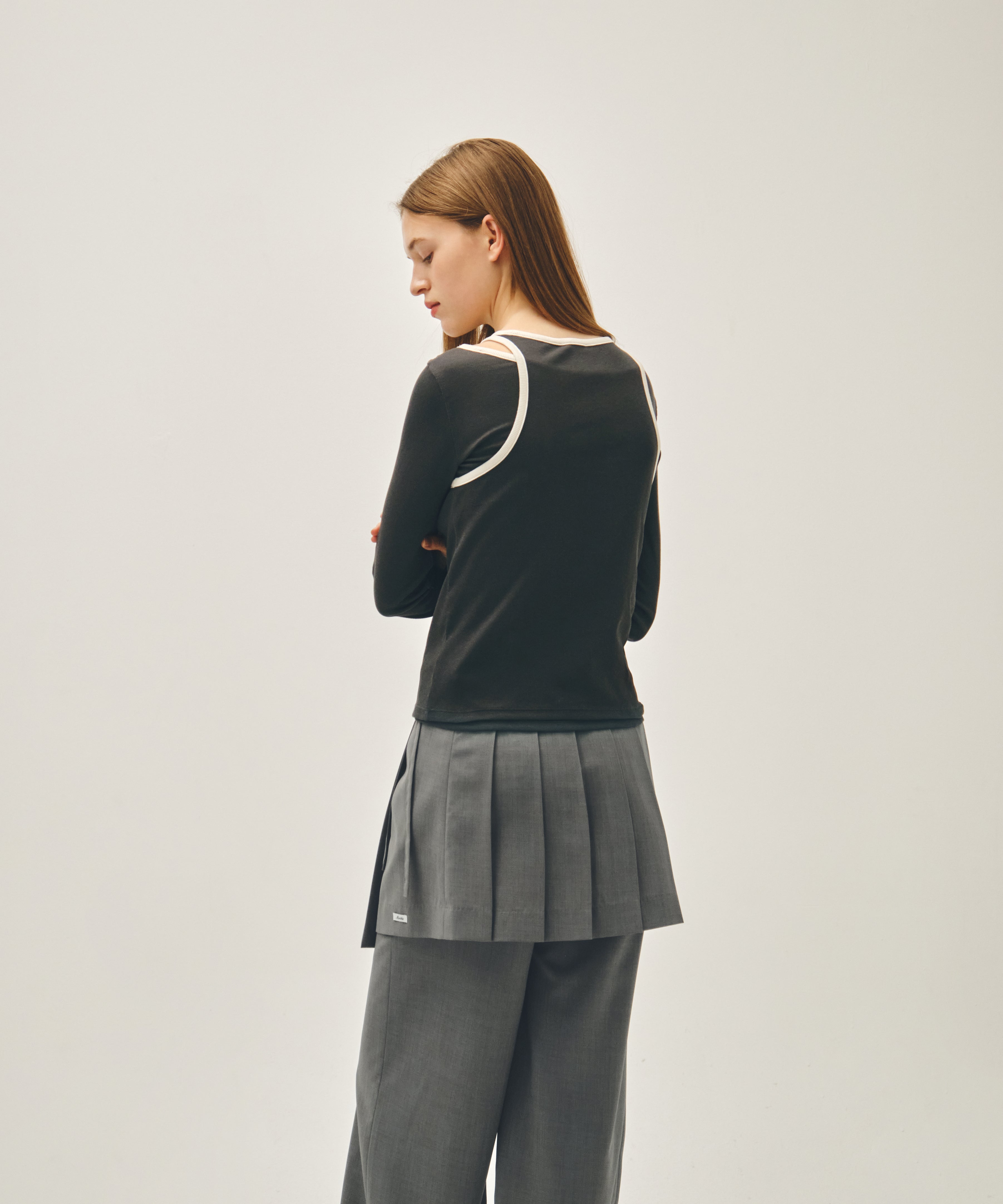 W SLEEVELESS LAYERED LONG SLEEVE TEE