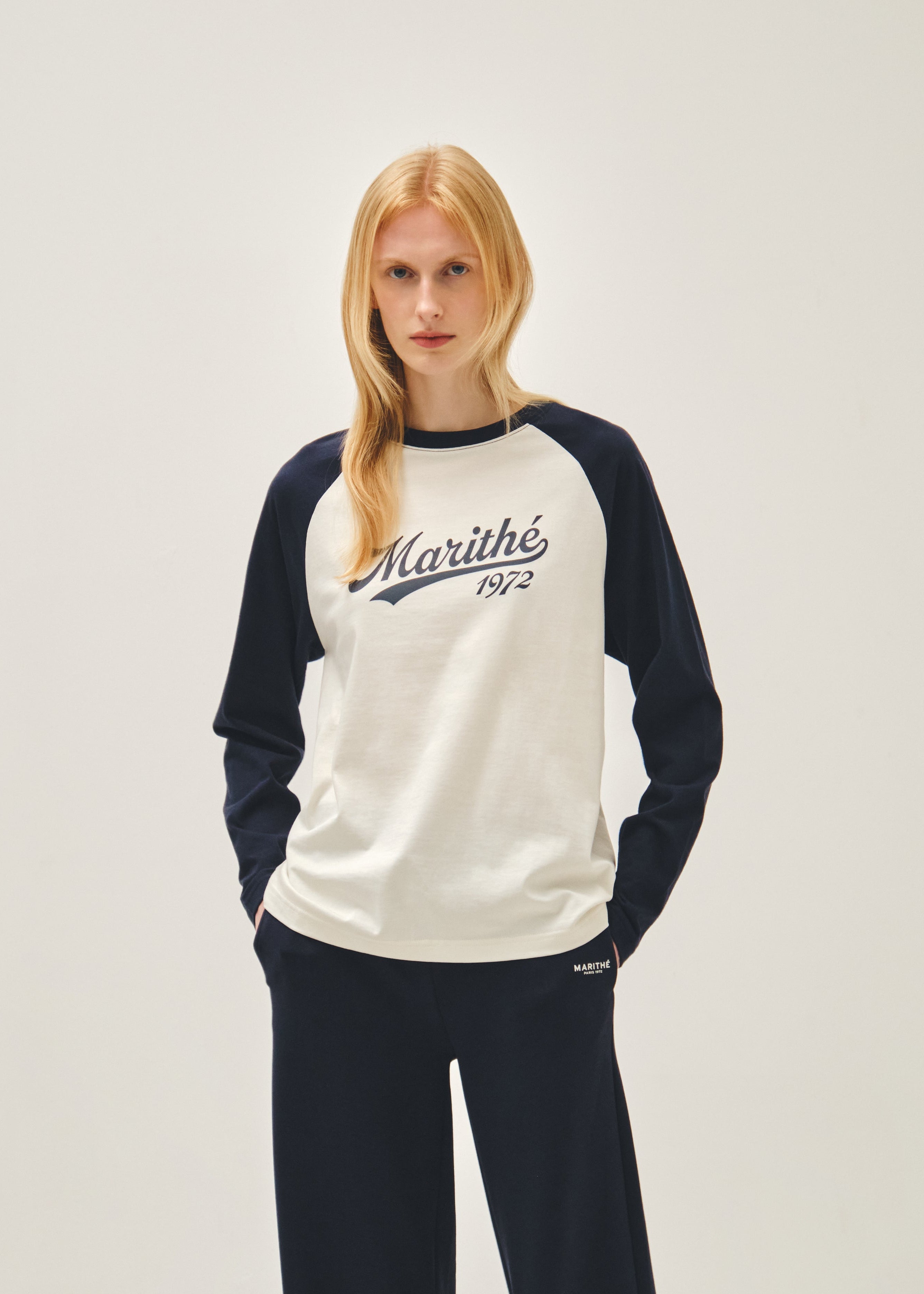 SLEEVE CONTRAST LONG SLEEVE TEE