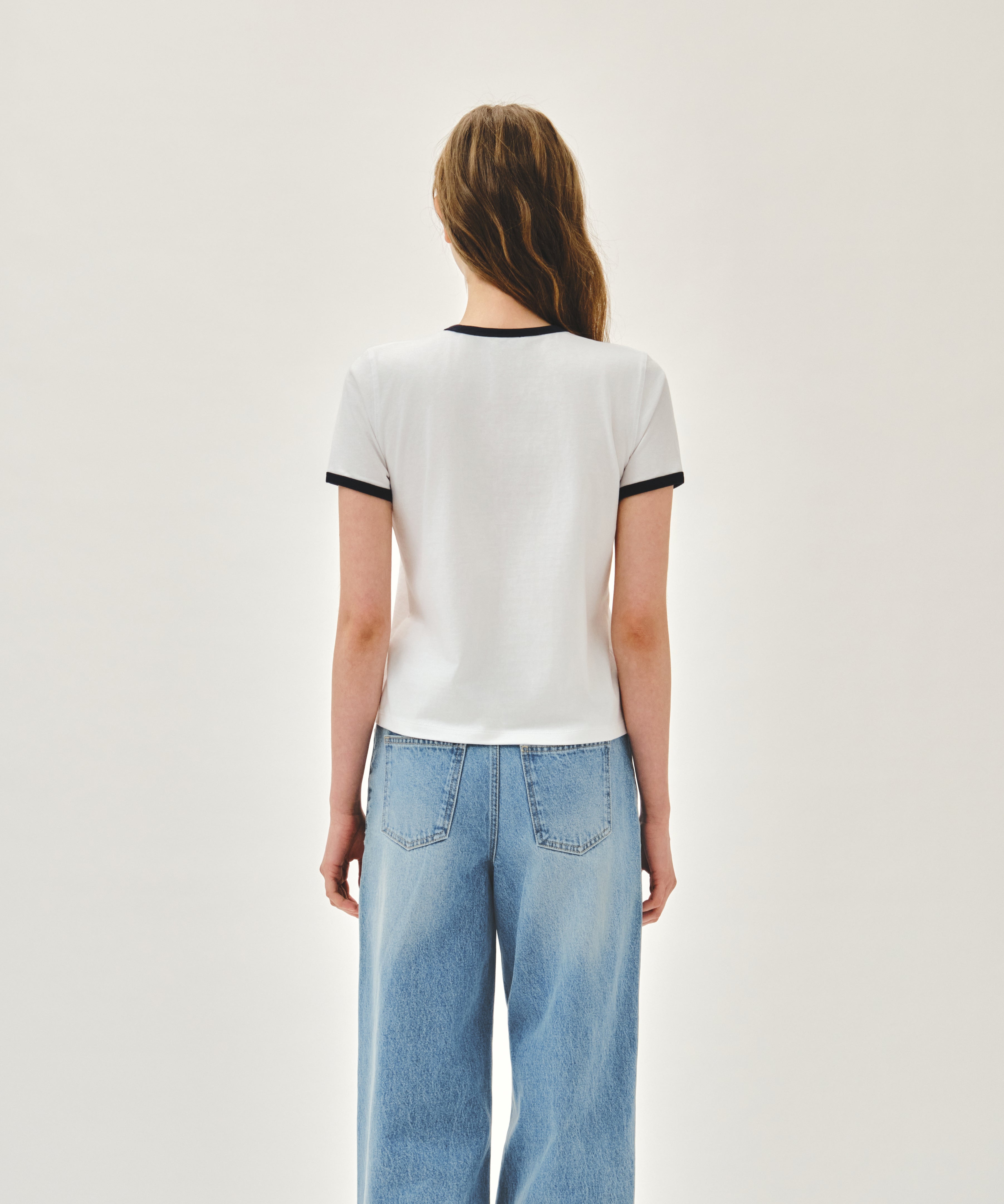 W CLASSIC LOGO RINGER TEE