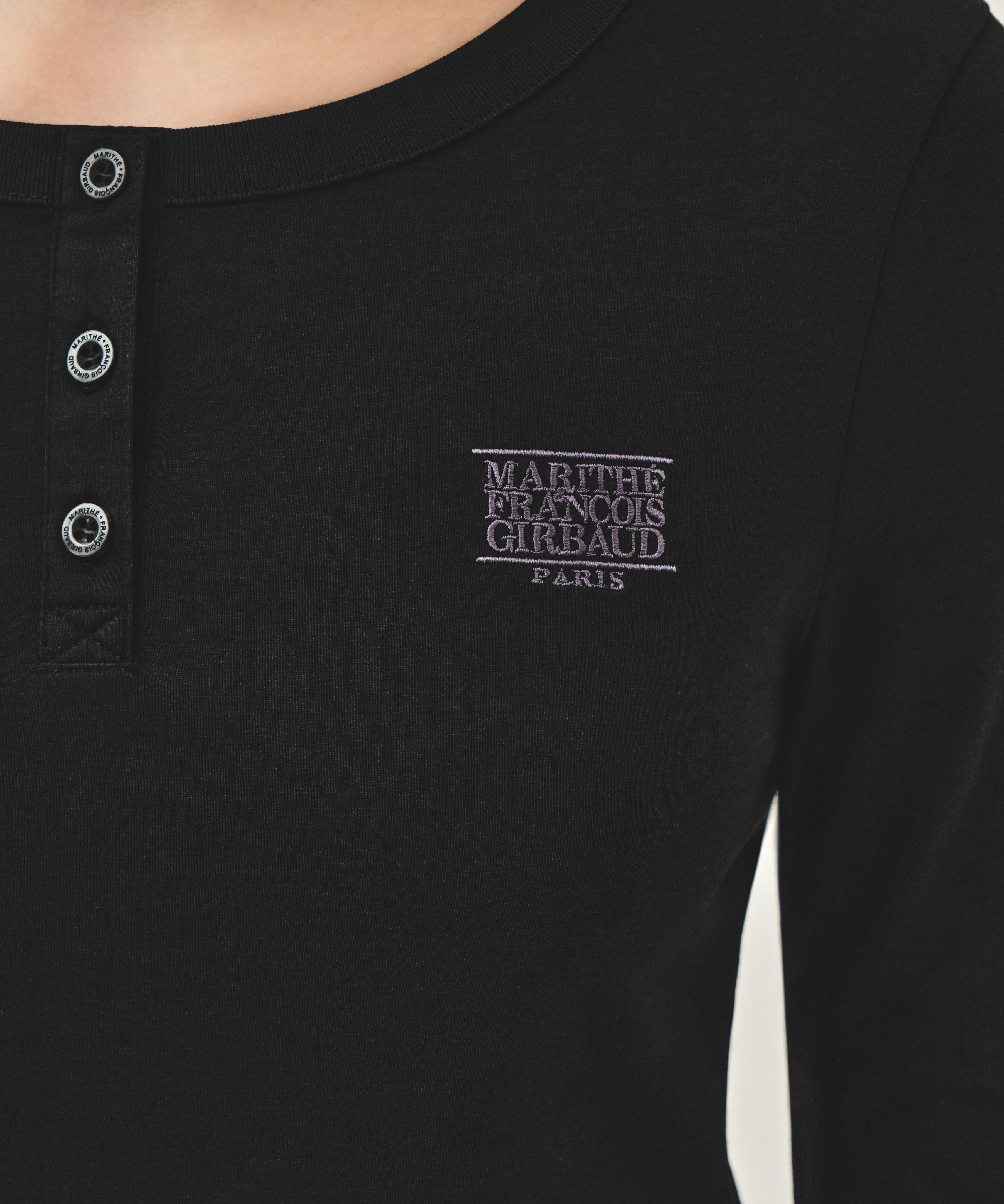 W SMALL CLASSIC LOGO HENLEY NECK 3/4 SLEEVE TEE