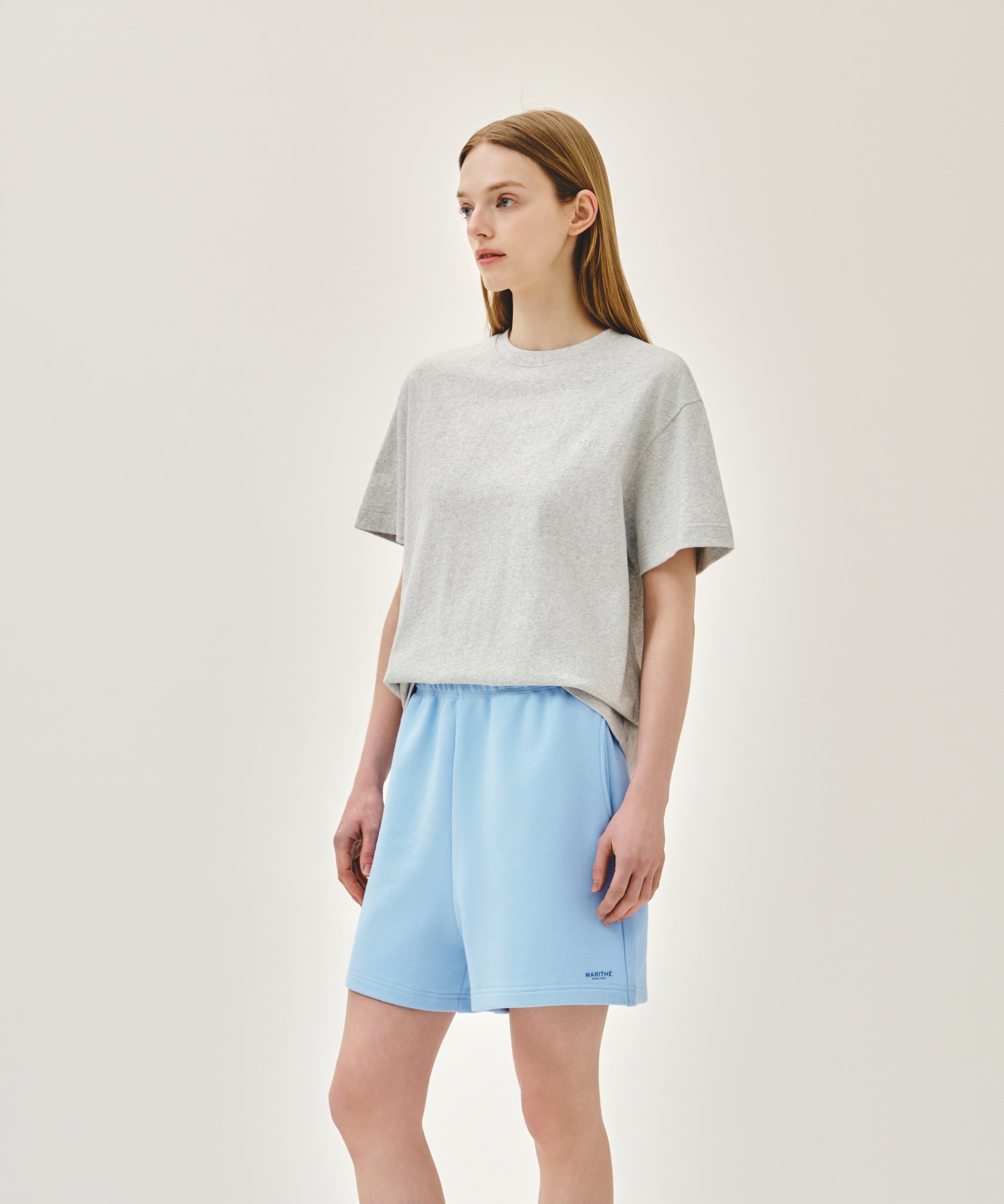 W REGULAR LOGO SWEAT SHORTS