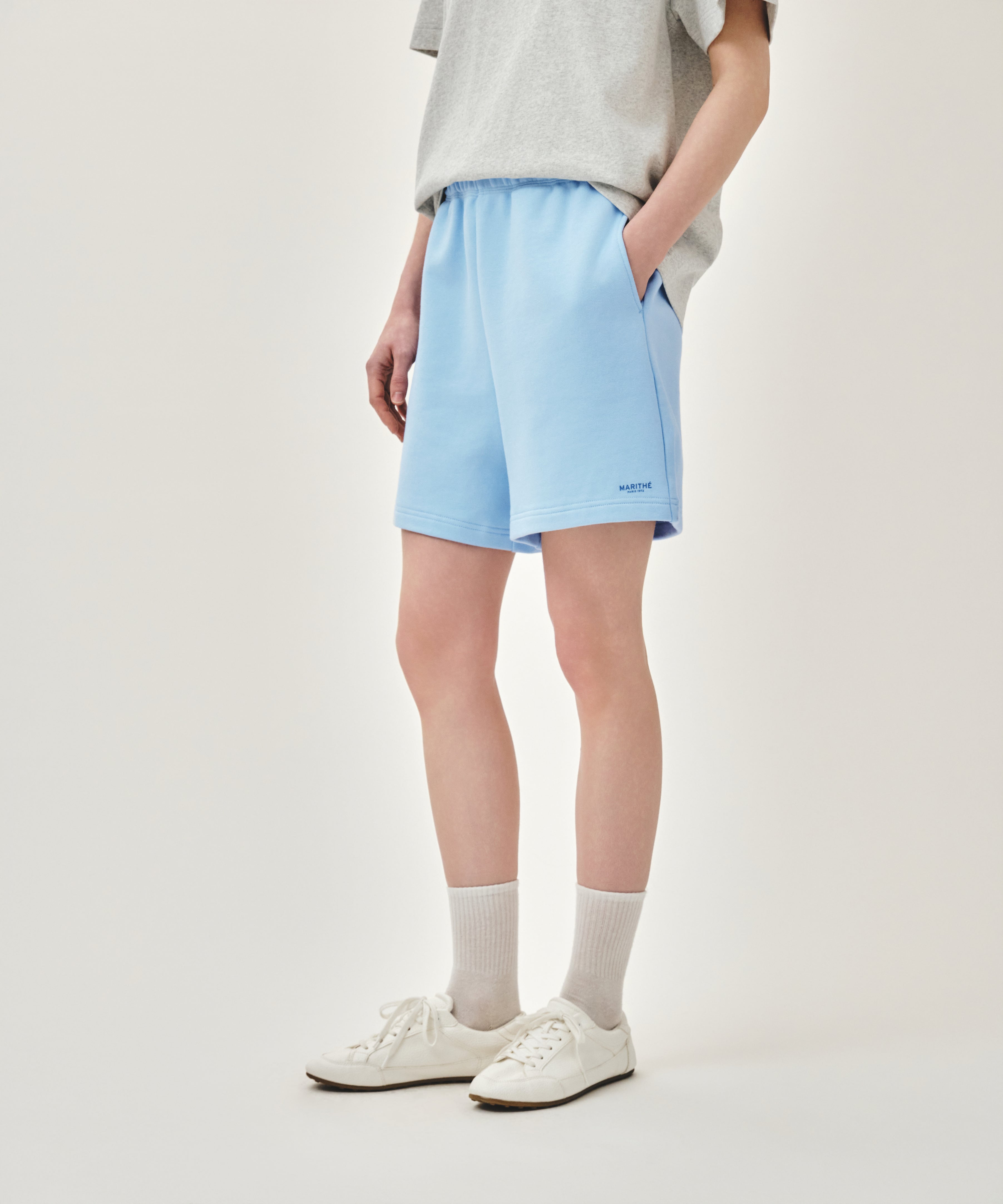 W REGULAR LOGO SWEAT SHORTS