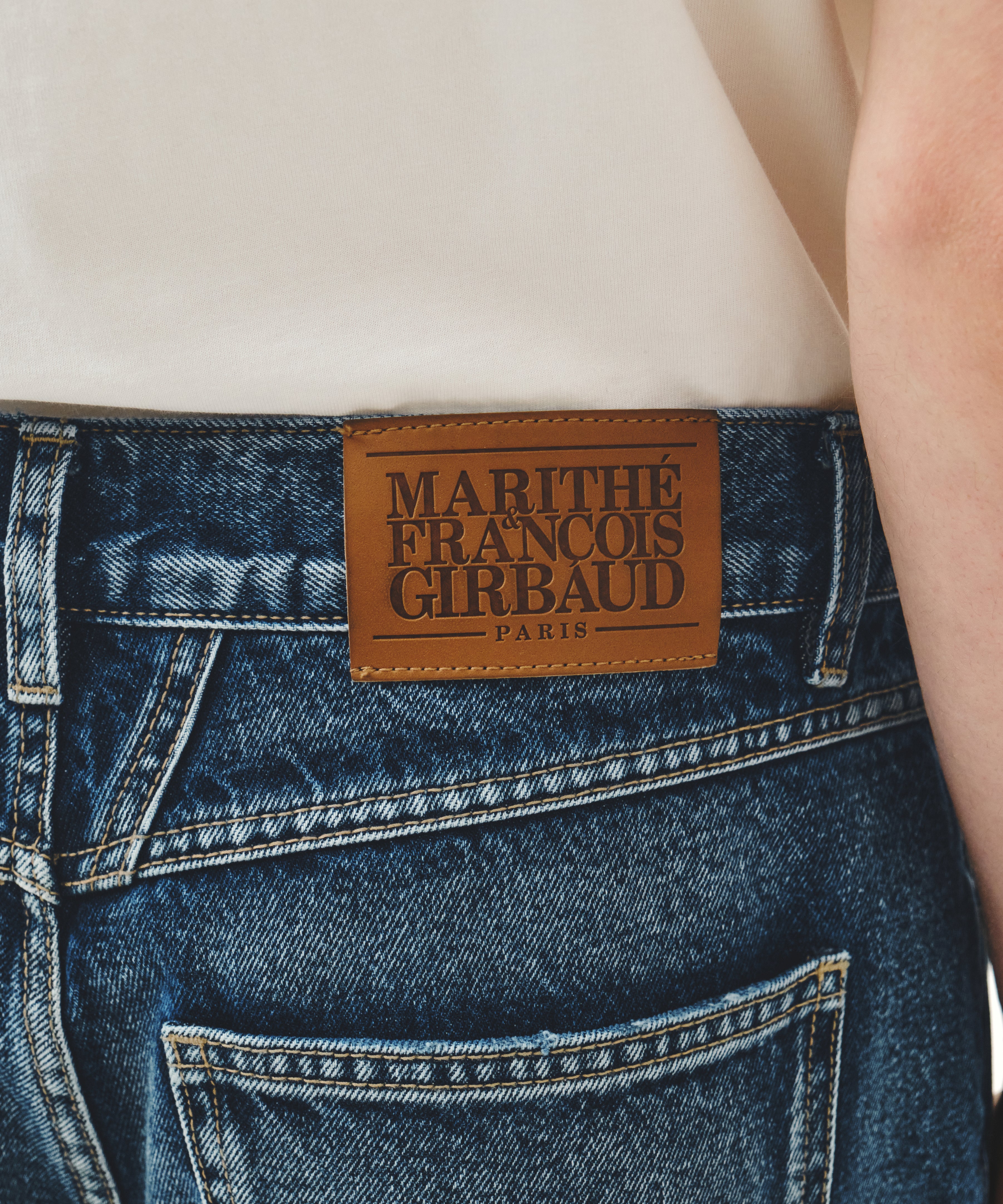 M SEMI-WIDE FIT VINTAGE WASHED DENIM PANTS