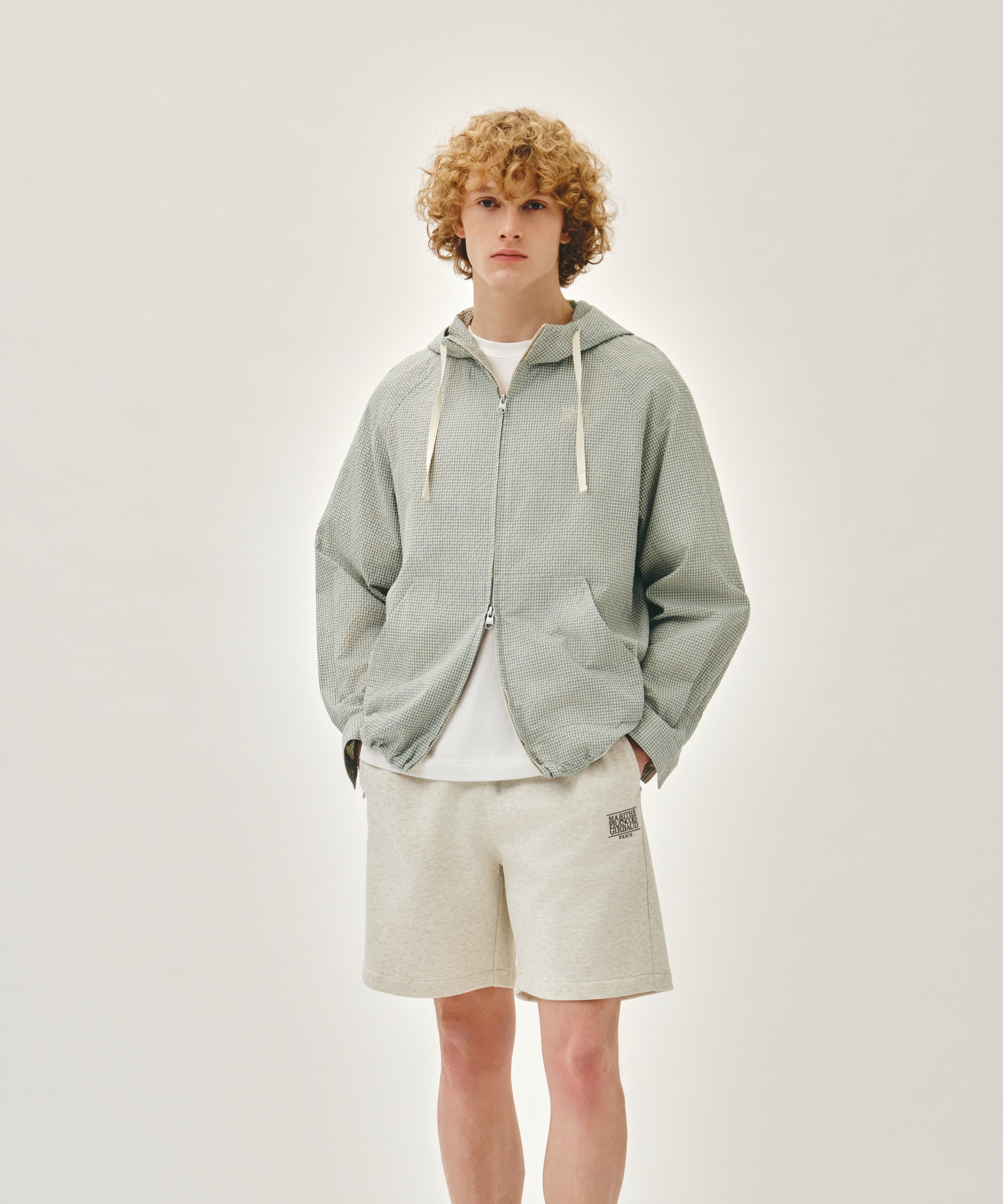CLASSIC LOGO HOODED PATTERN JACKET
