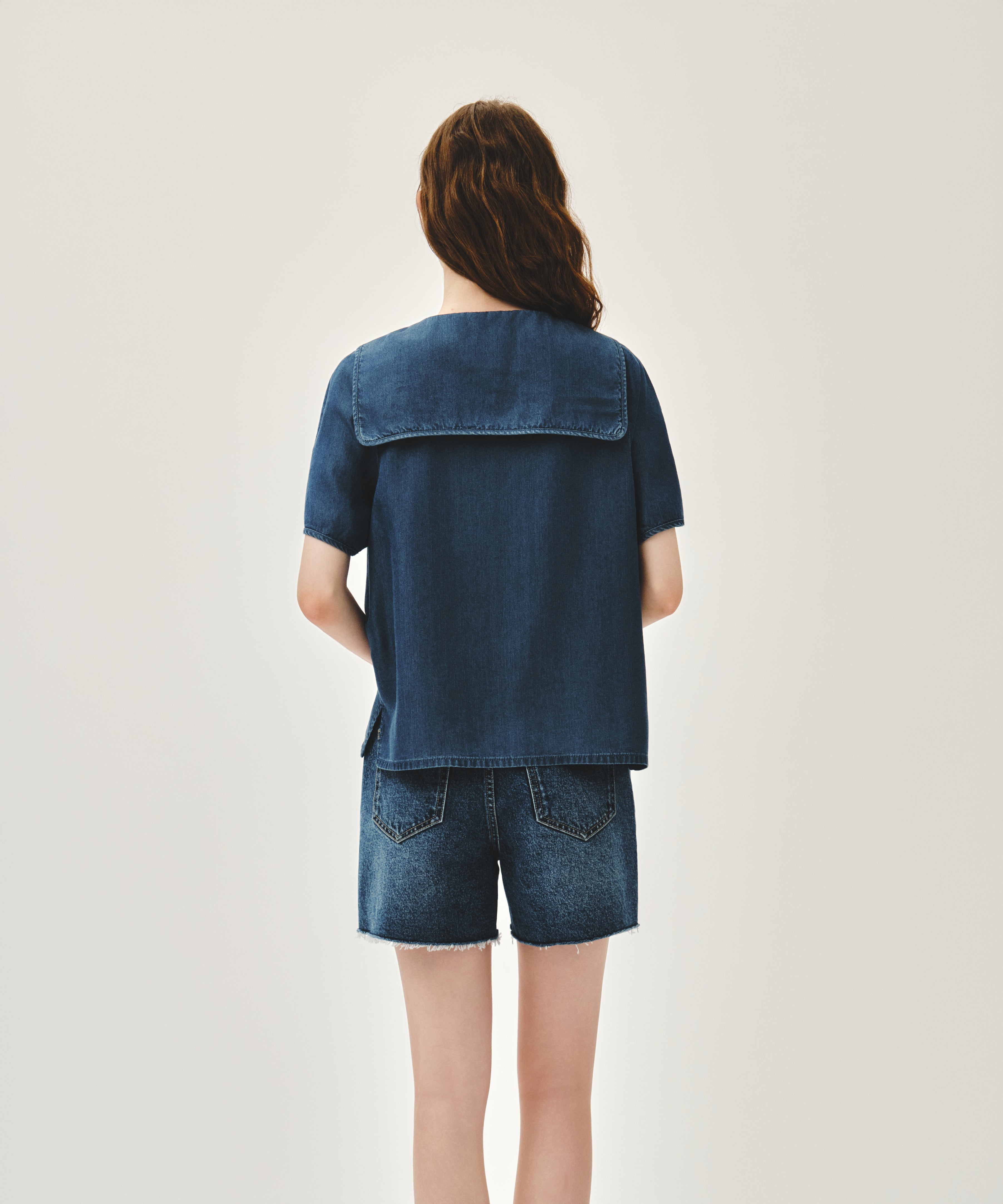 W SAILOR COLLAR SHORT SLEEVE CHAMBRAY SHIRT