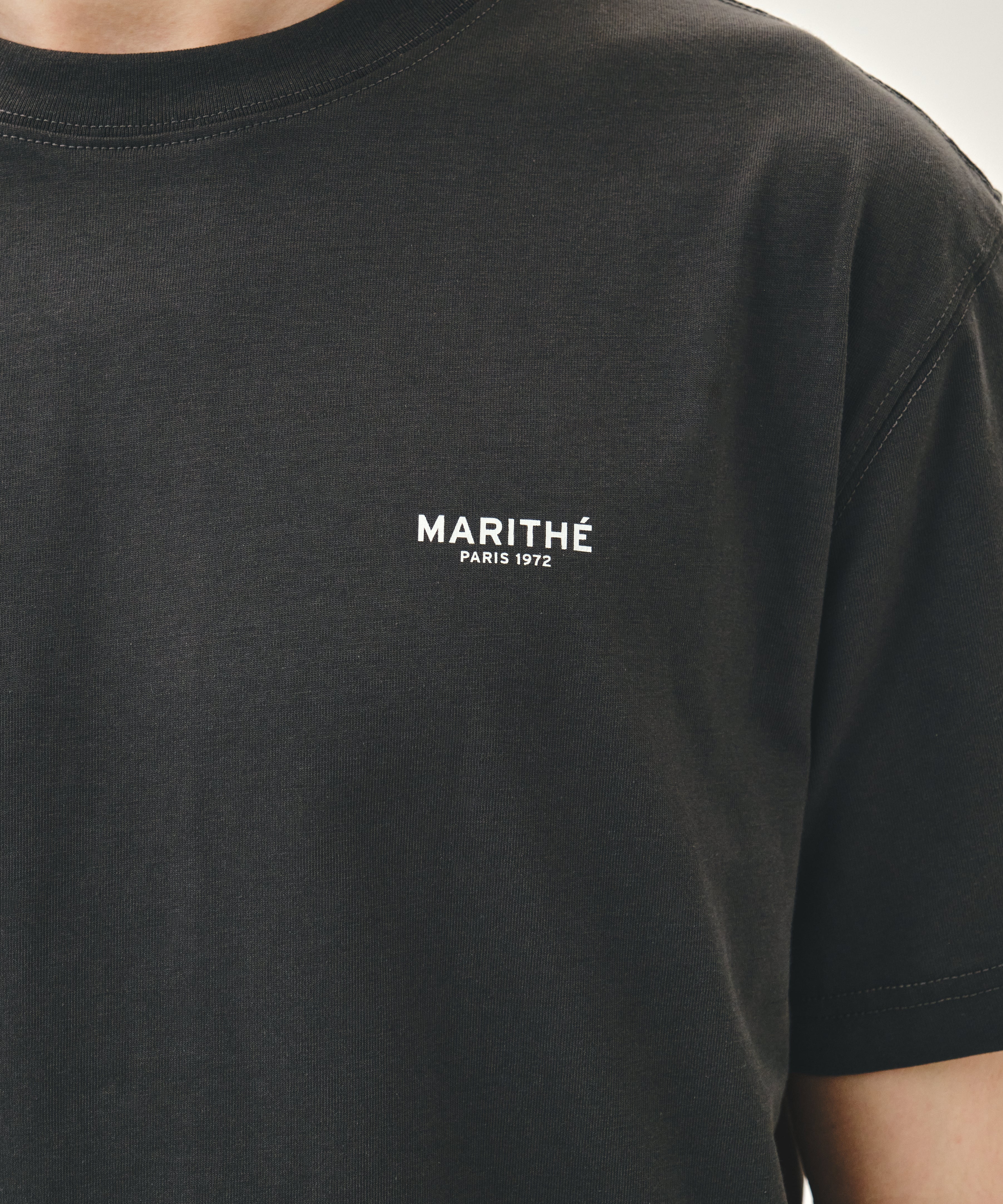SMALL REGULAR LOGO TEE