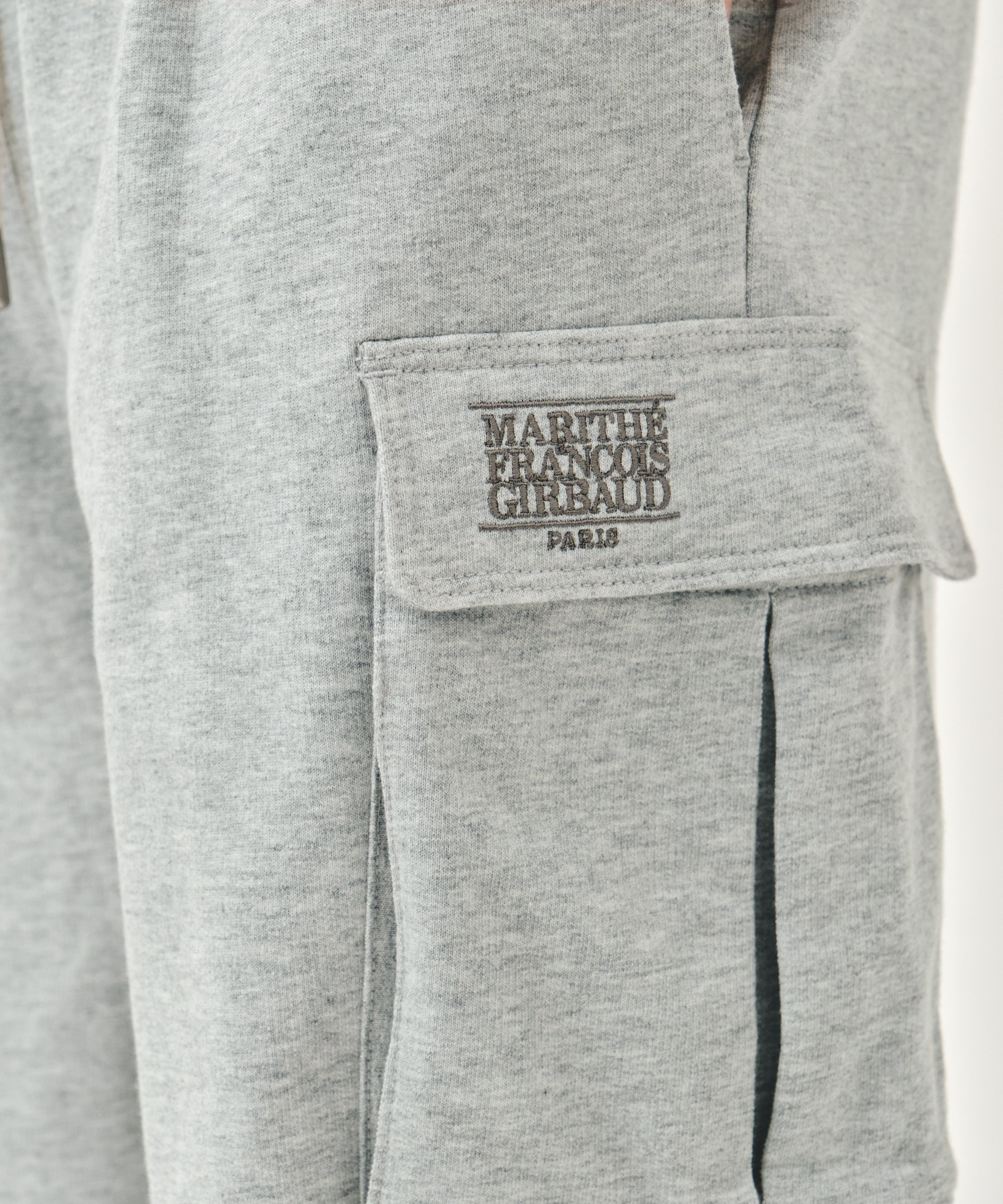 CLASSIC LOGO CARGO SWEAT SHORTS