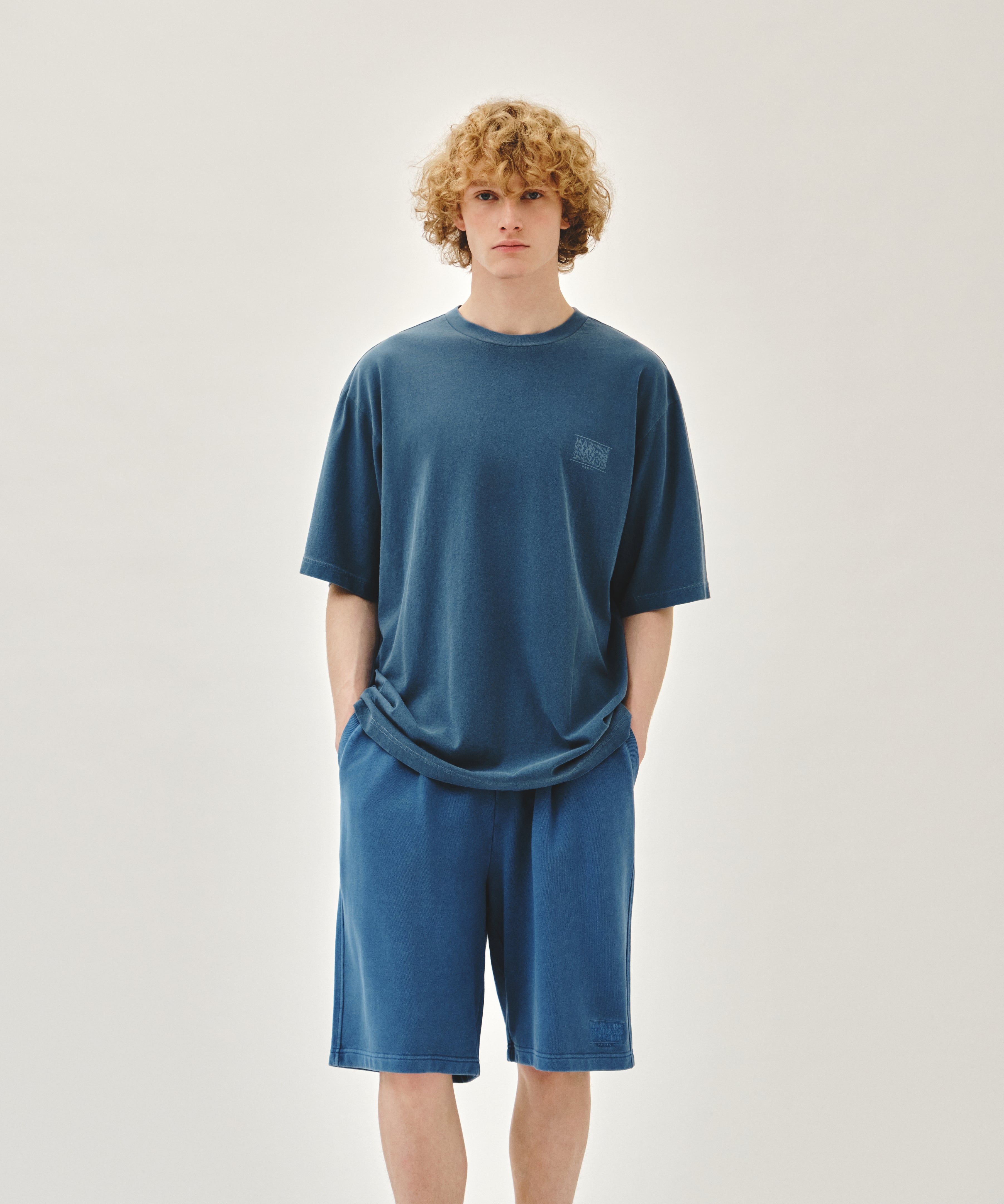 OUTLINE CLASSIC LOGO OVERSIZED DYEING TEE