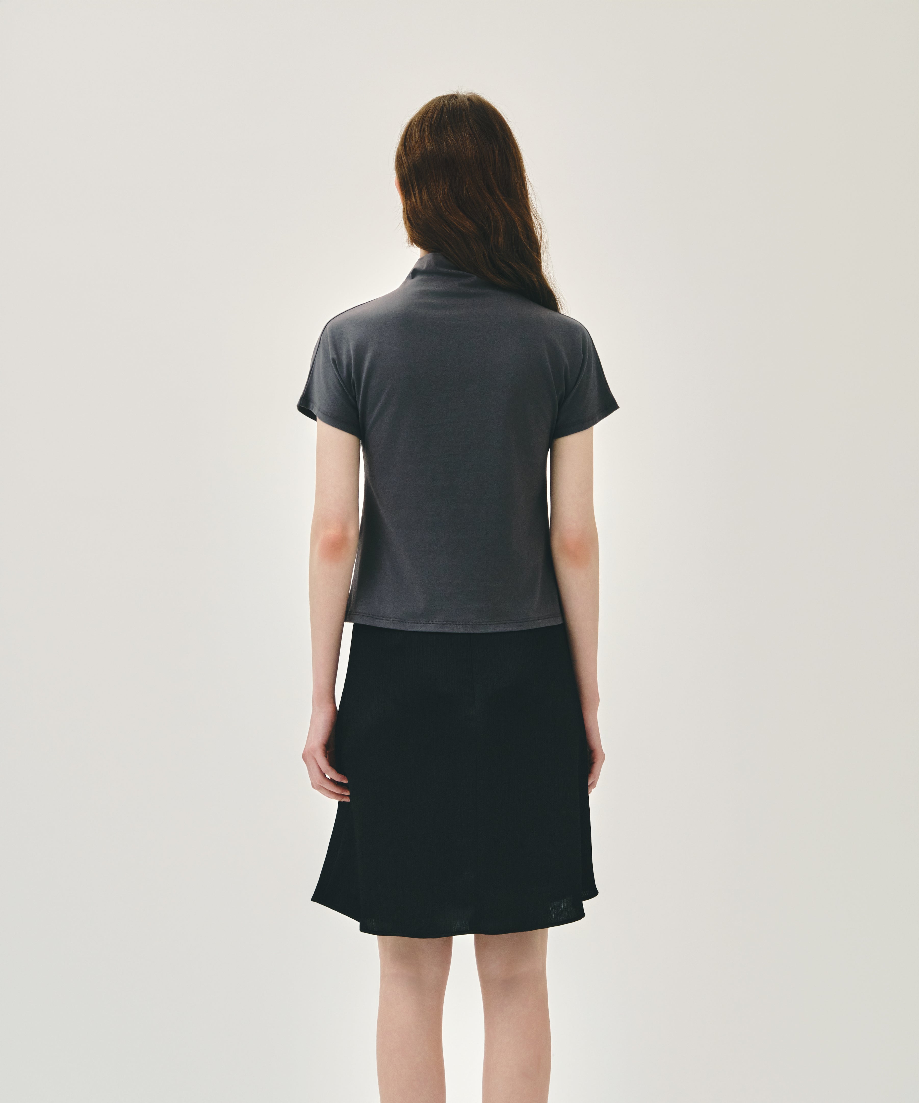 W HALF NECK TEE