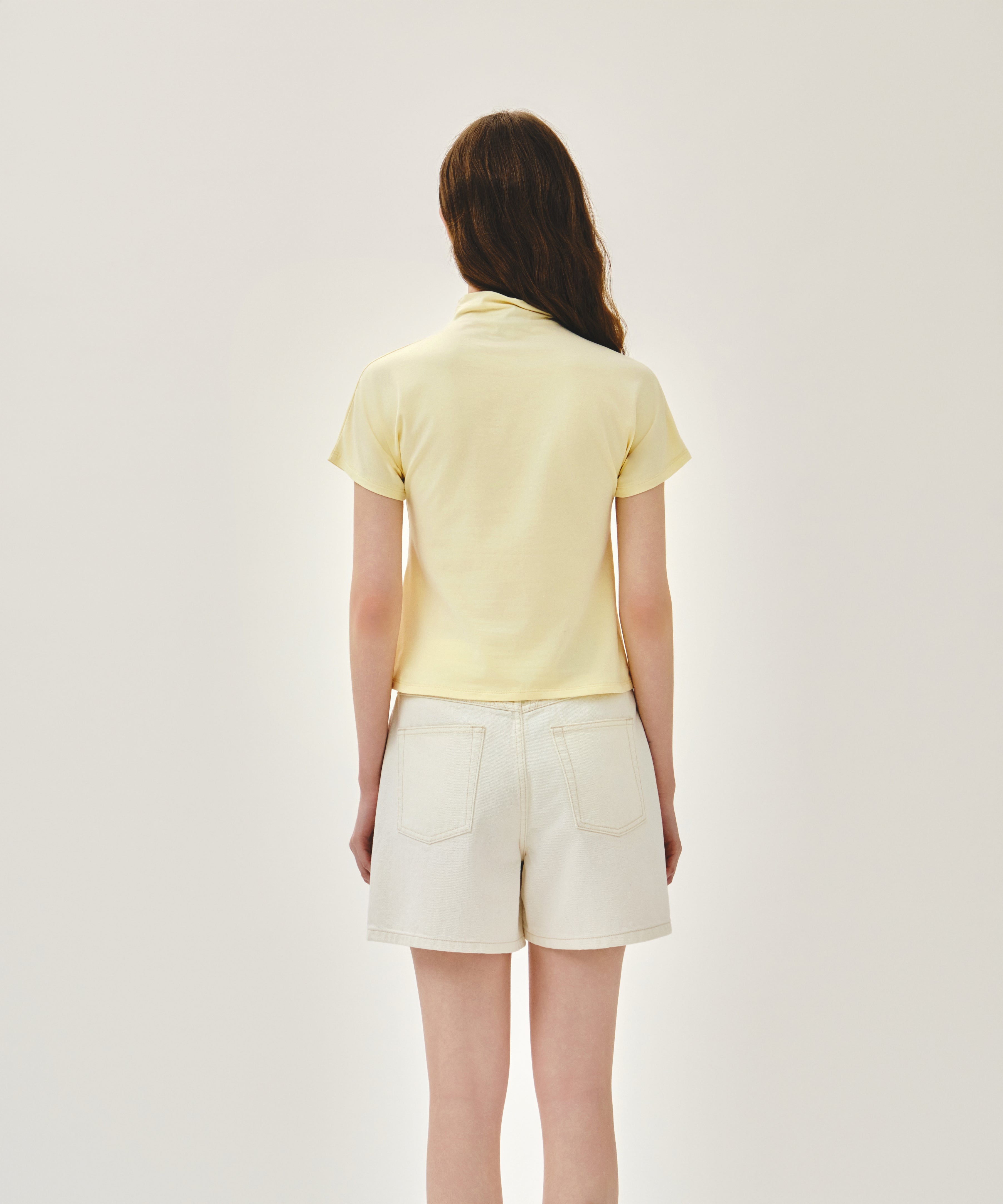 W HALF NECK TEE