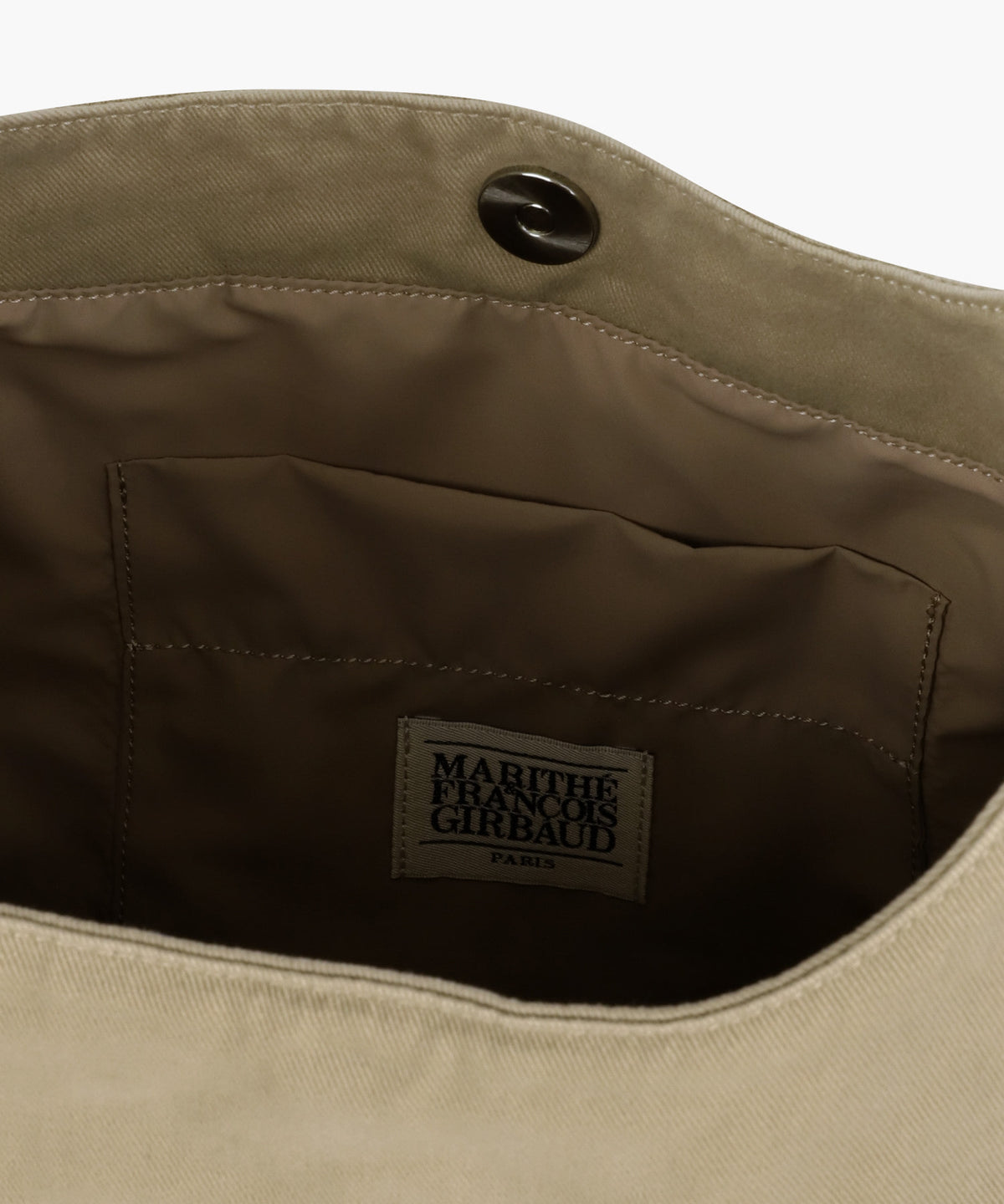 CLASSIC LOGO ROUND ONE SHOULDER BAG
