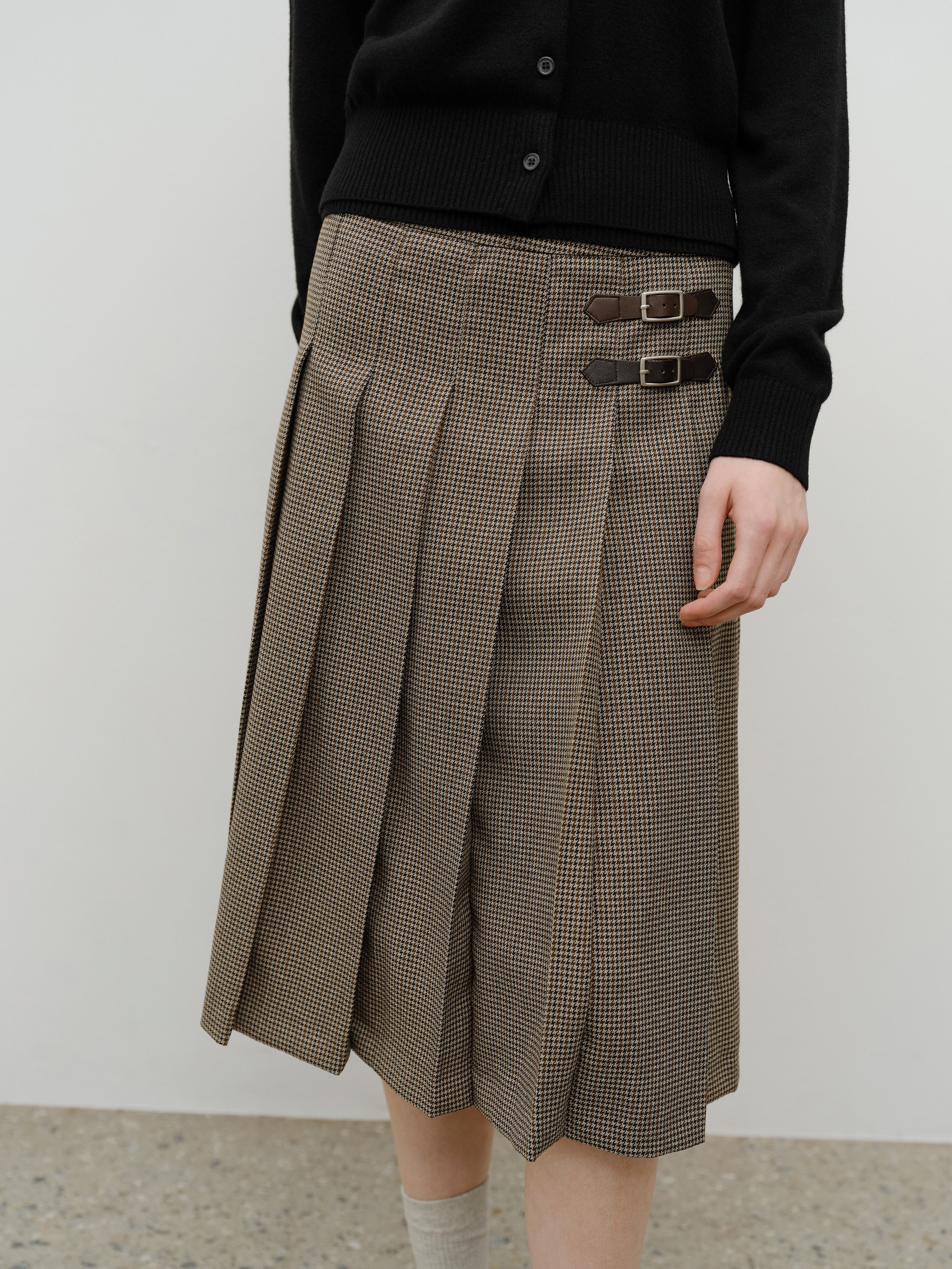 W BELTS PLEATED MIDI SKIRT