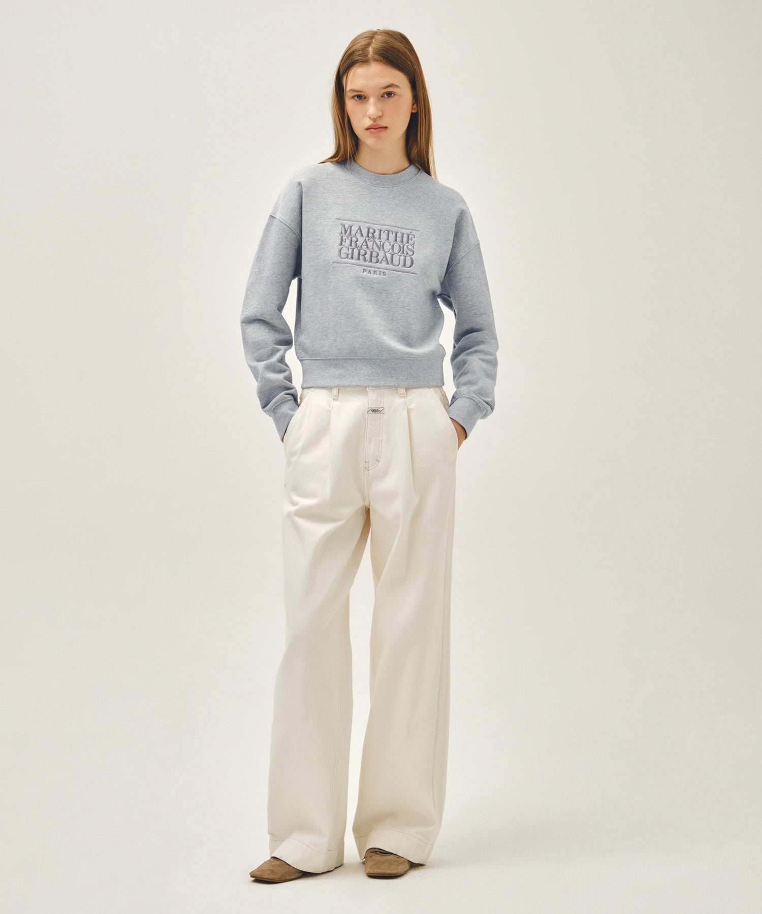 W CLASSIC LOGO CROP SWEATSHIRT