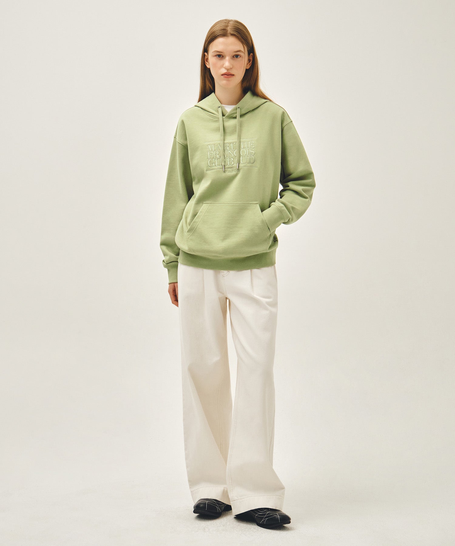 CLASSIC LOGO EMBROIDERY HOODIE