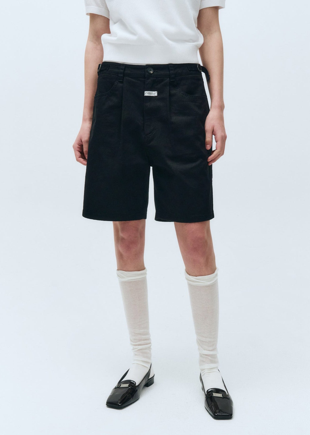 W ONE TUCK COTTON BERMUDA PANTS