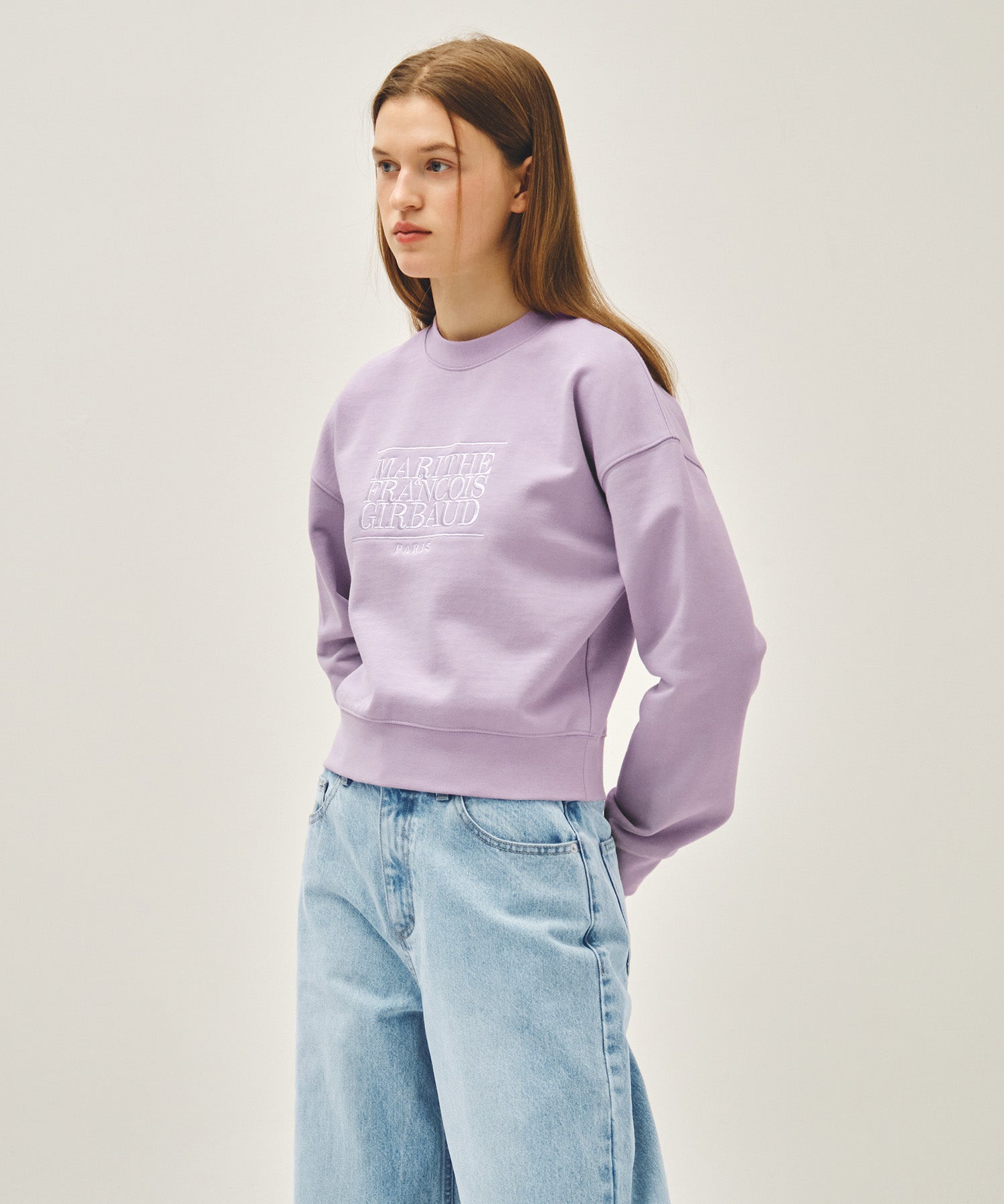 W CLASSIC LOGO CROP SWEATSHIRT