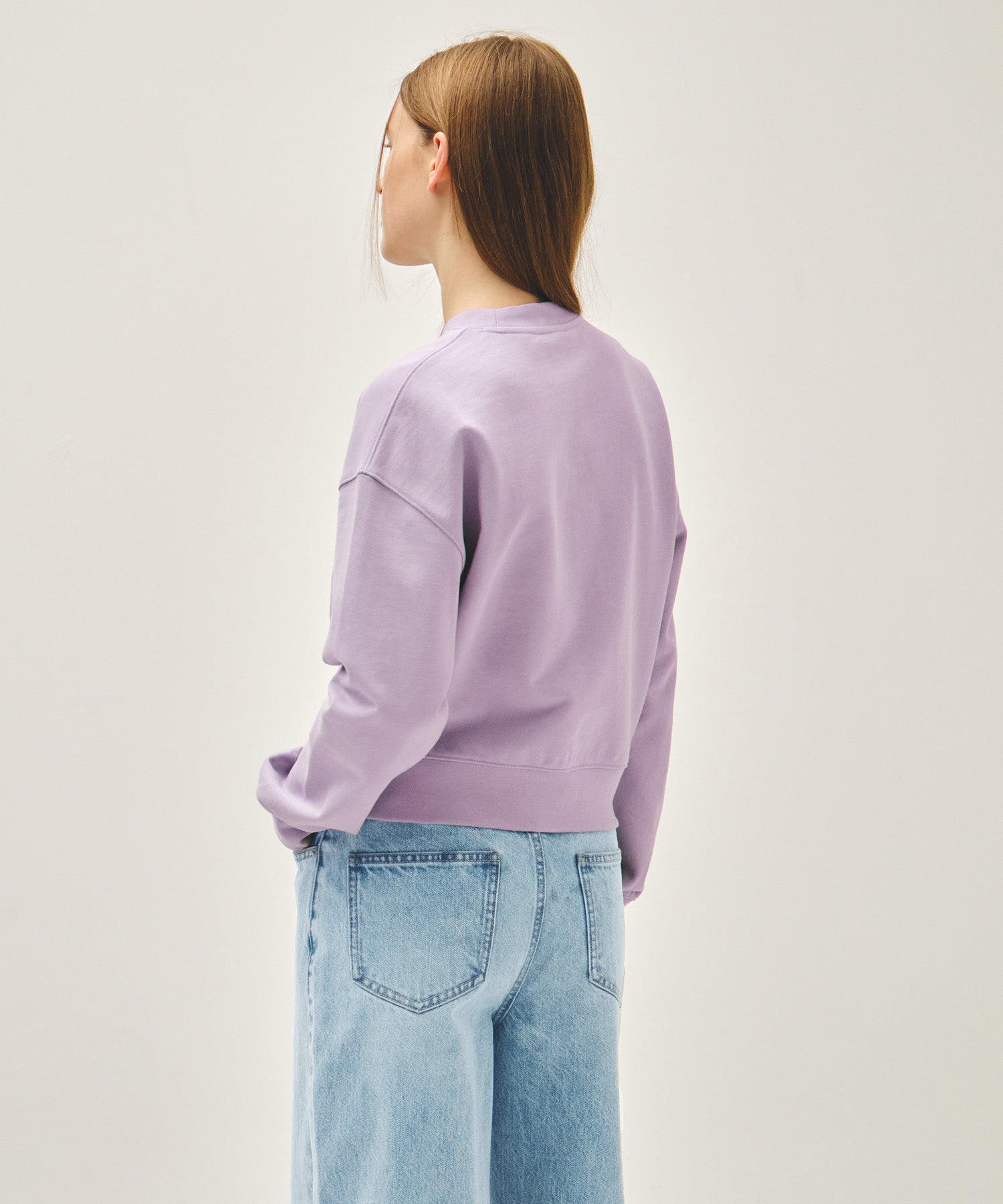 W CLASSIC LOGO CROP SWEATSHIRT