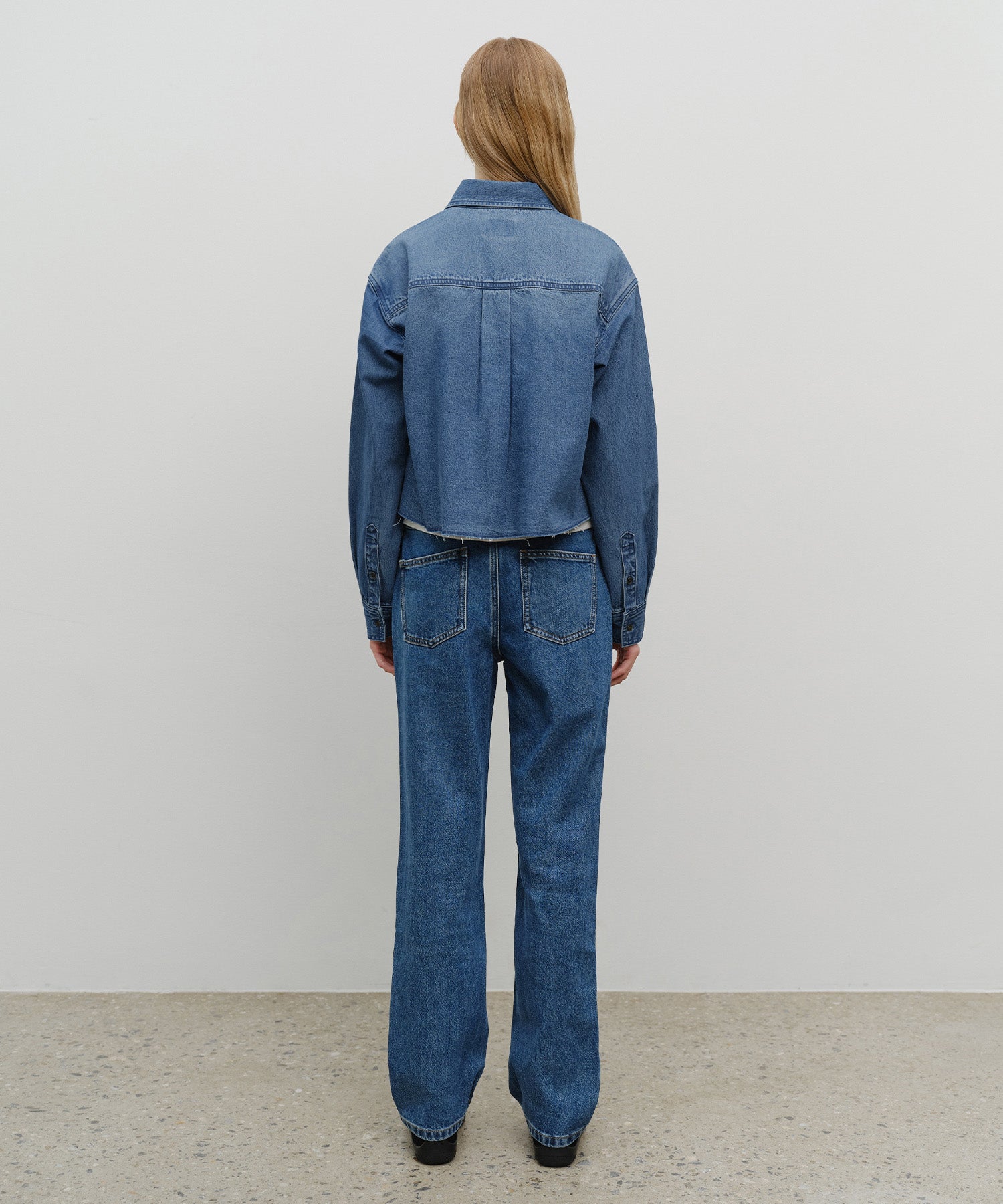 W SLIM STRAIGHT DENIM PANTS