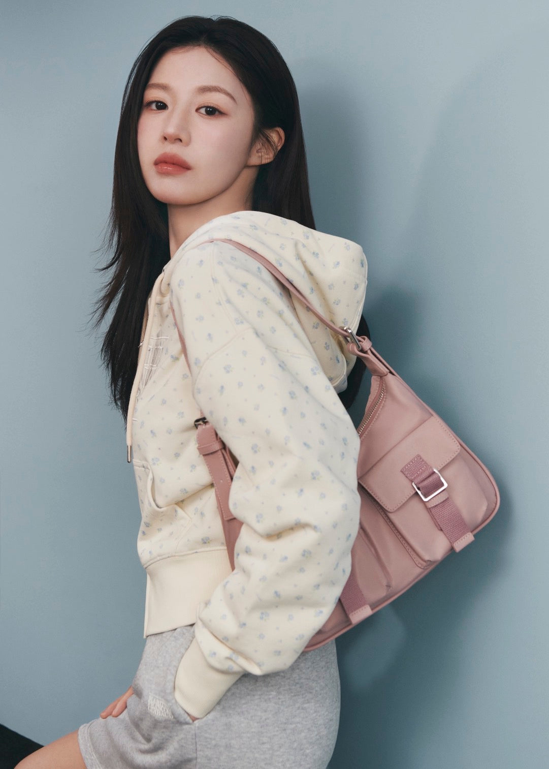 W CLASSIC LOGO CROP HOODIE ZIPUP