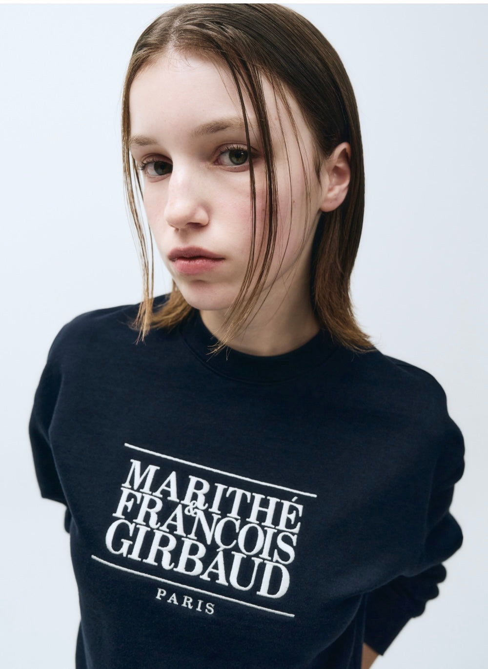W CLASSIC LOGO CROP SWEATSHIRT